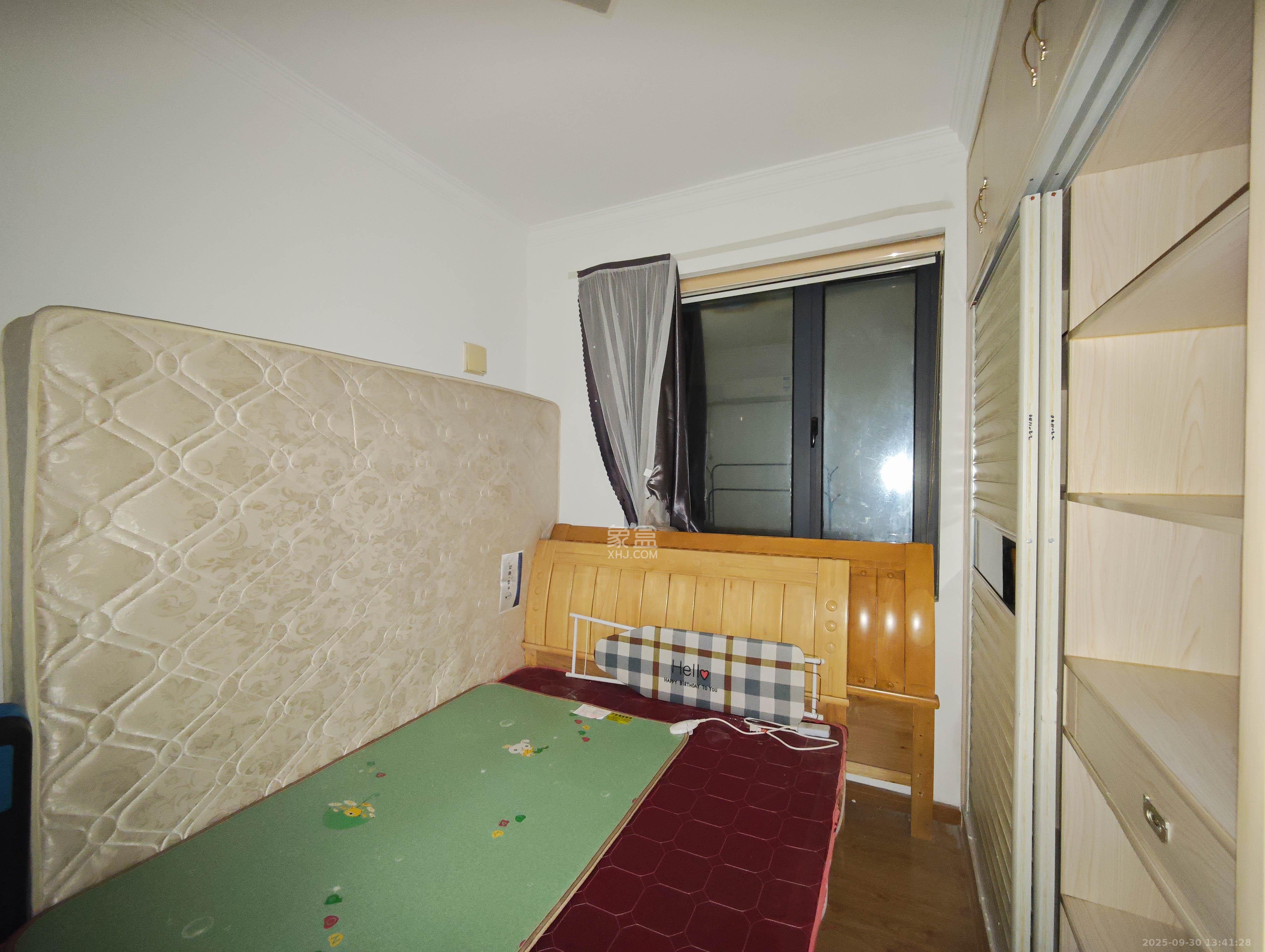 华悦城 2室1厅1卫 83.8万 华悦城 2室1厅1卫 83.8万卧室