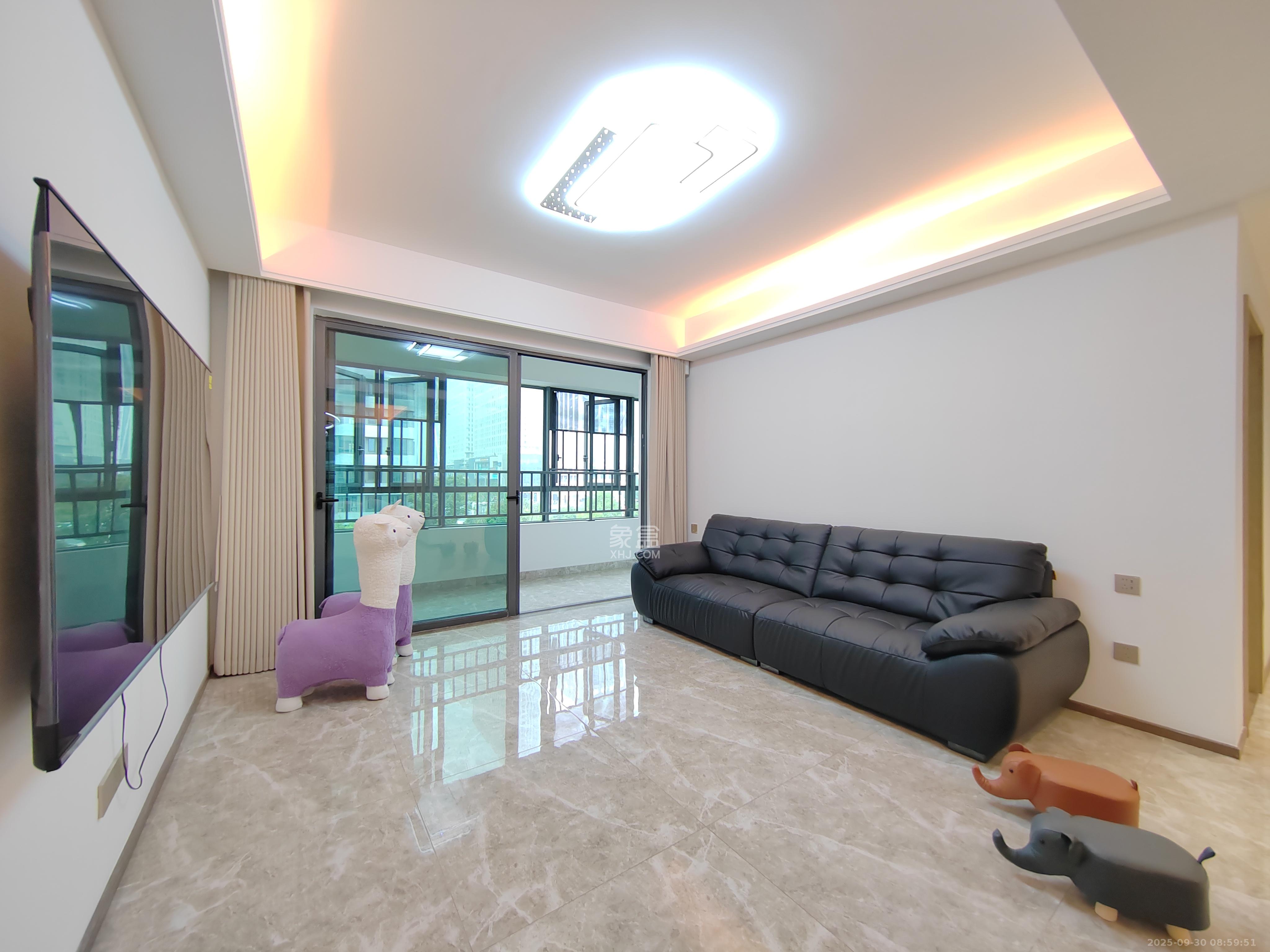 复地滨江金融中心 4室2厅2卫 4700.0元/月 复地滨江金融中心 4室2厅2卫 4700.0元/月室内图