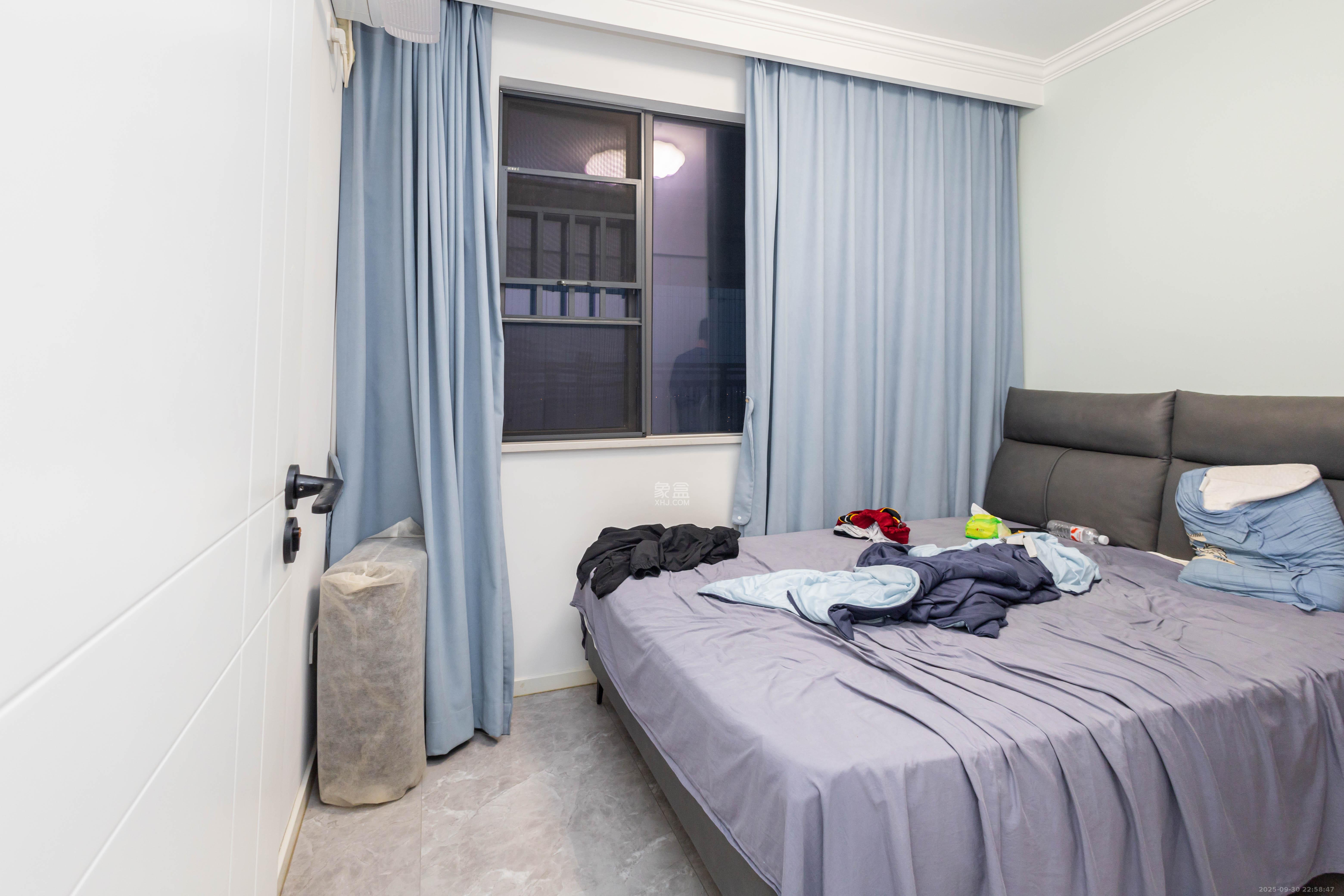 中交中央公园D5区  3室2厅2卫    155.0万卧室