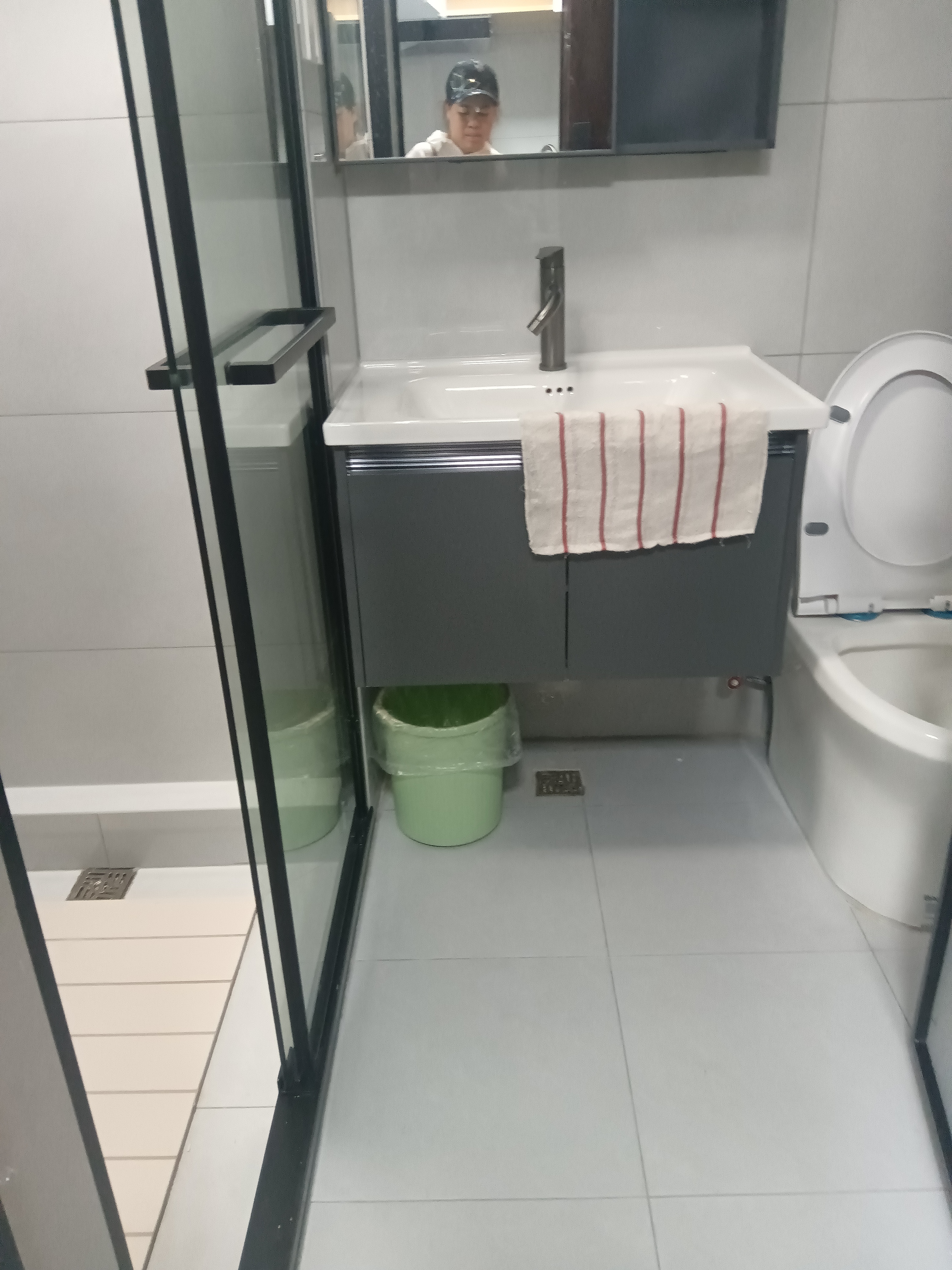 中海珑悦府  1室1厅1卫   1300.00元/月户型图