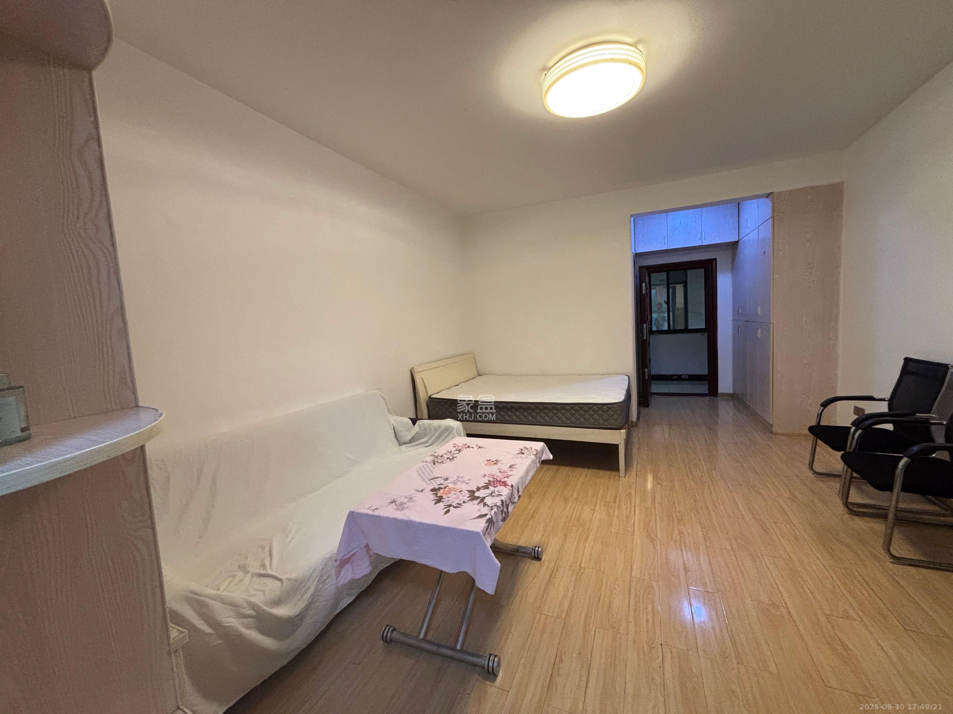 中南红领邦（红星嘉和苑）  1室1厅0卫    1400.0元/月室内图