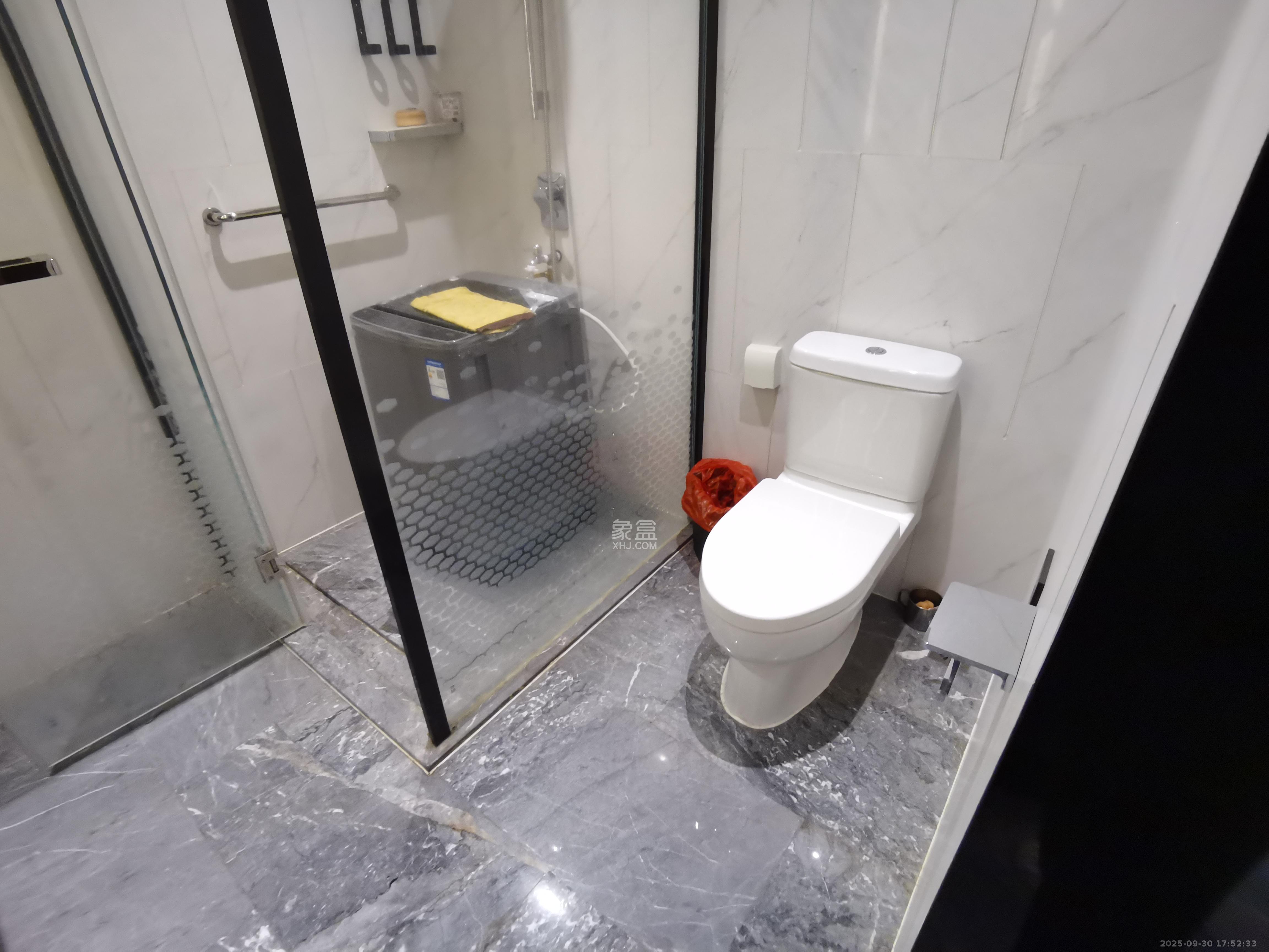 东盈商业广场（华泉城市广场）   46.32㎡      1600.0元/月室内图