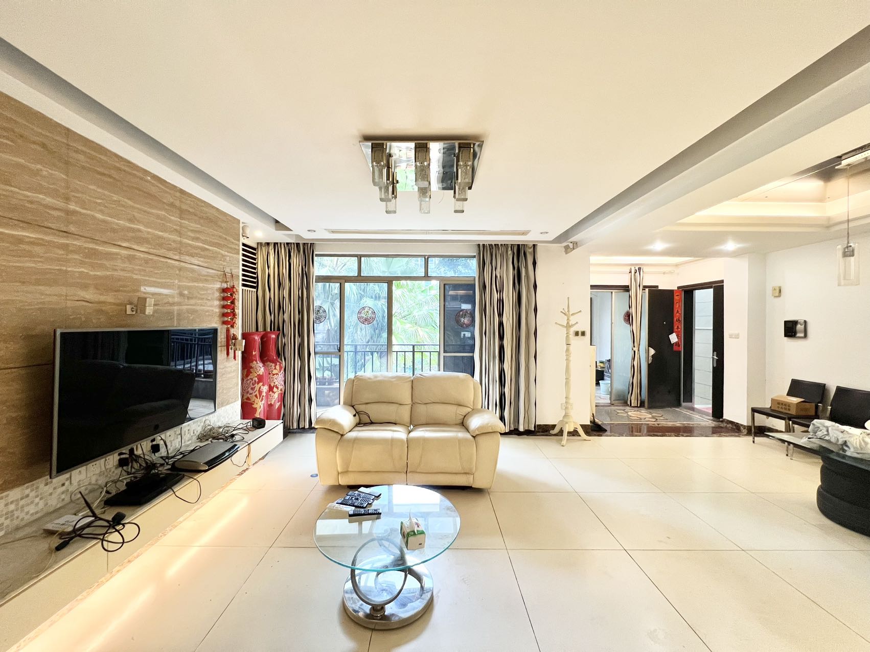 城市海岸一期 3室2厅2卫 4500.0元/月 城市海岸一期 3室2厅2卫 4500.0元/月室内图