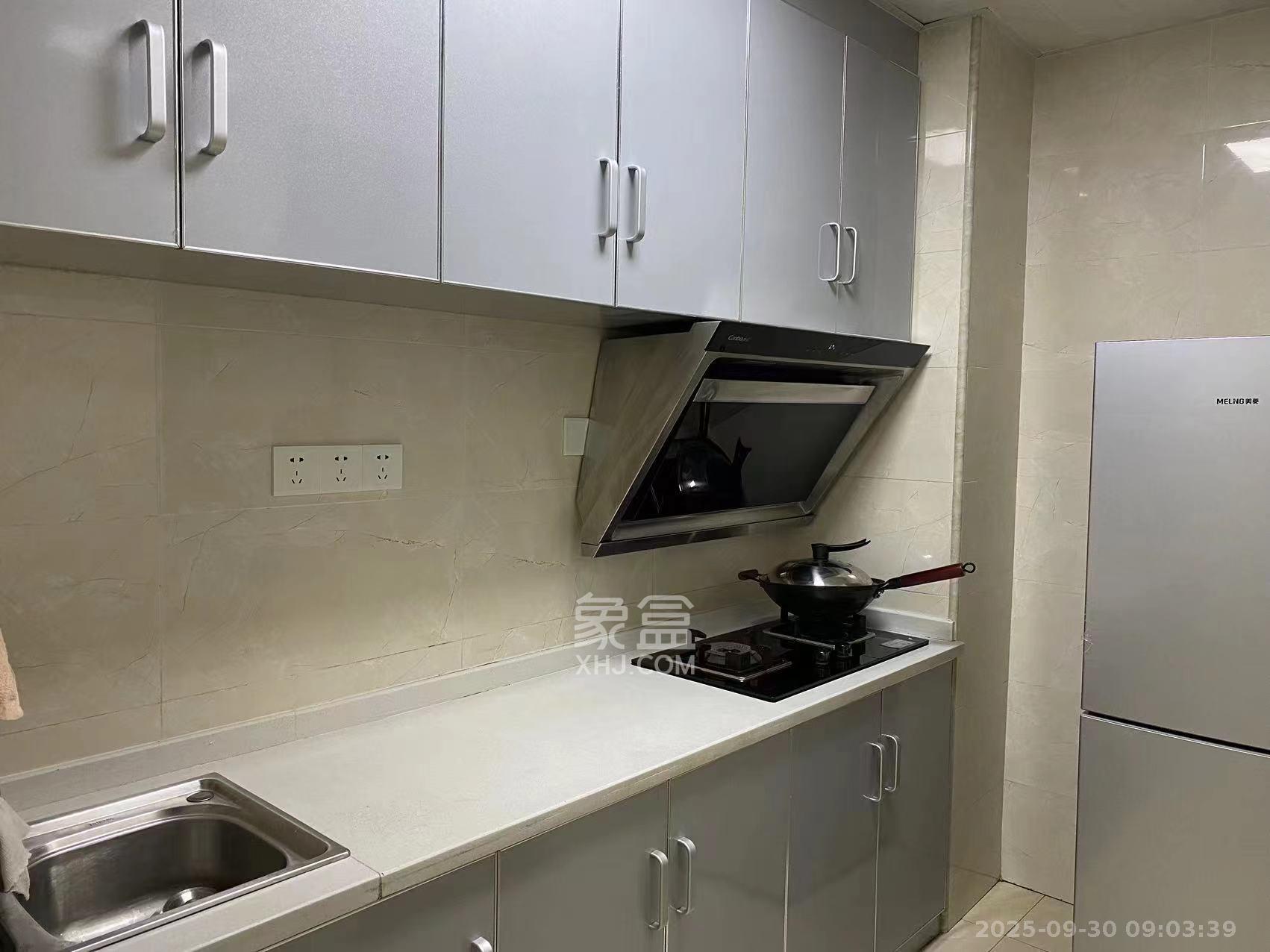 和泓梅溪四季 2室2厅1卫 2200.0元/月 和泓梅溪四季 2室2厅1卫 2200.0元/月室内图