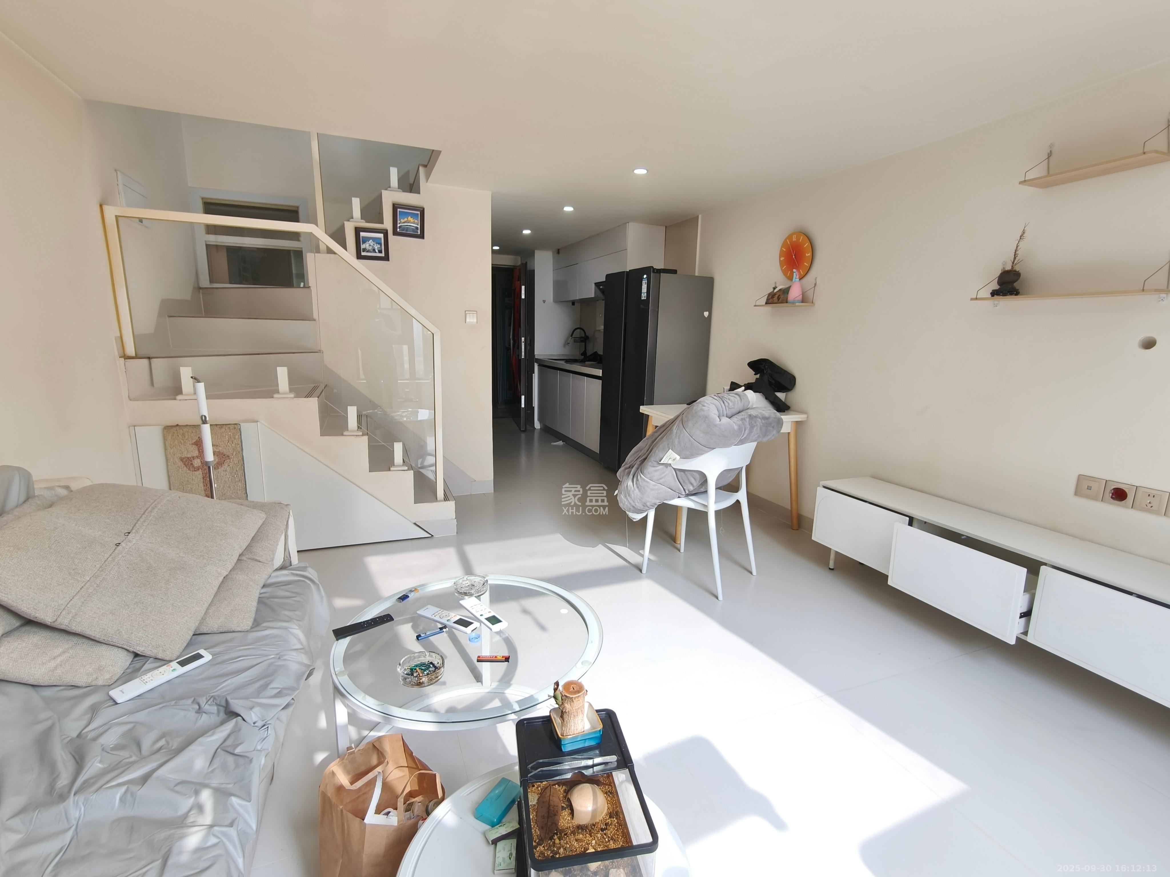 南益名士豪庭 2室1厅1卫 2000.0元/月 南益名士豪庭 2室1厅1卫 2000.0元/月室内图