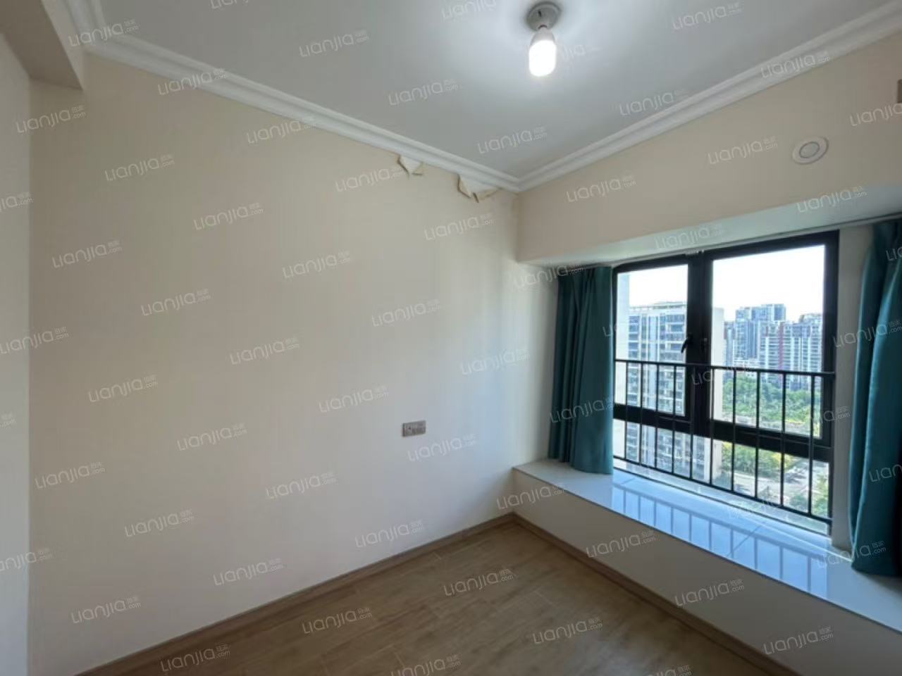 碧桂园剑桥郡 4室2厅2卫 3000.0元/月 碧桂园剑桥郡 4室2厅2卫 3000.0元/月室内图