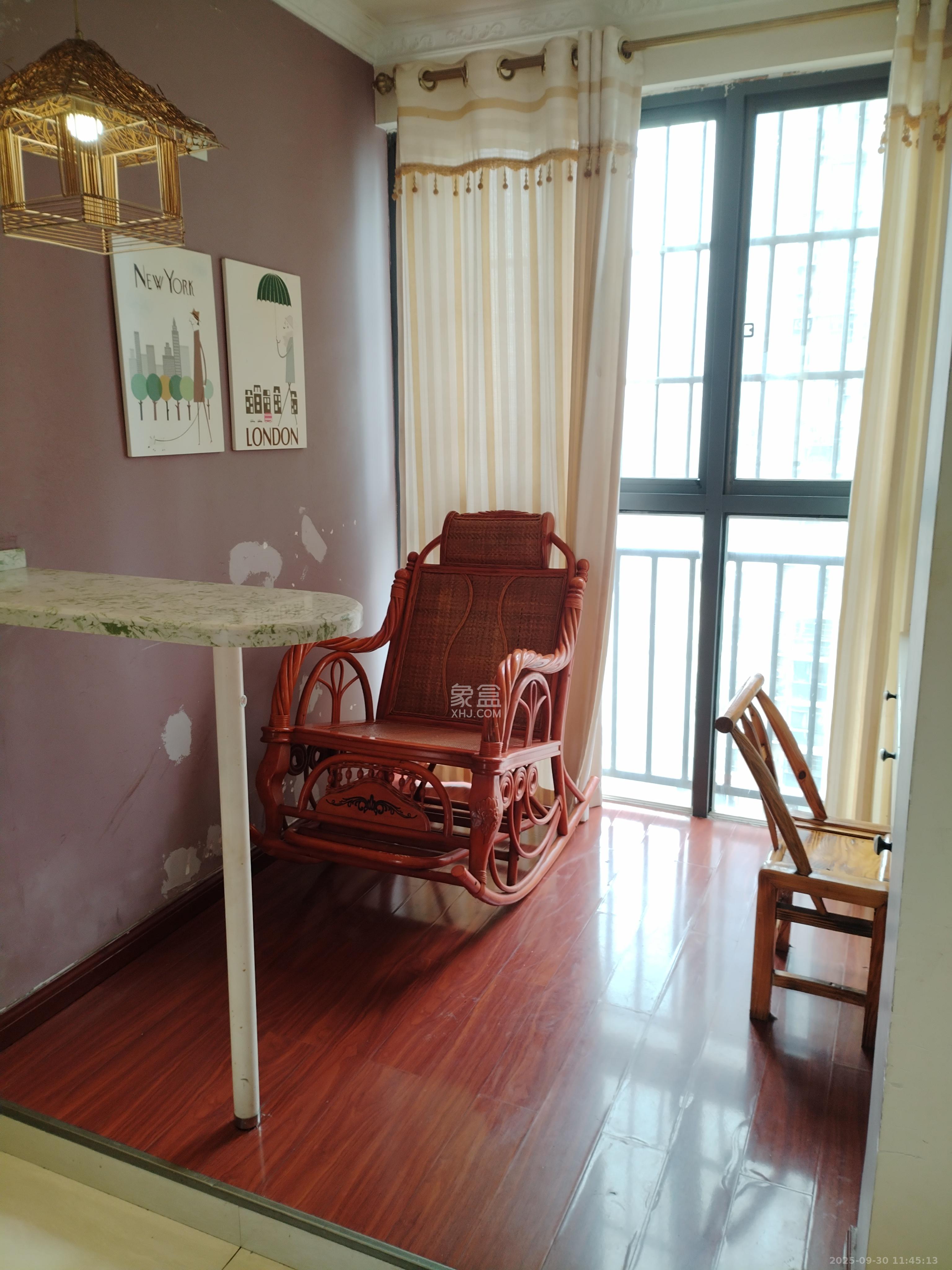 中国铁建国际城一期  1室2厅2卫    2000.0元/月 中国铁建国际城一期  1室2厅2卫    2000.0元/月室内图