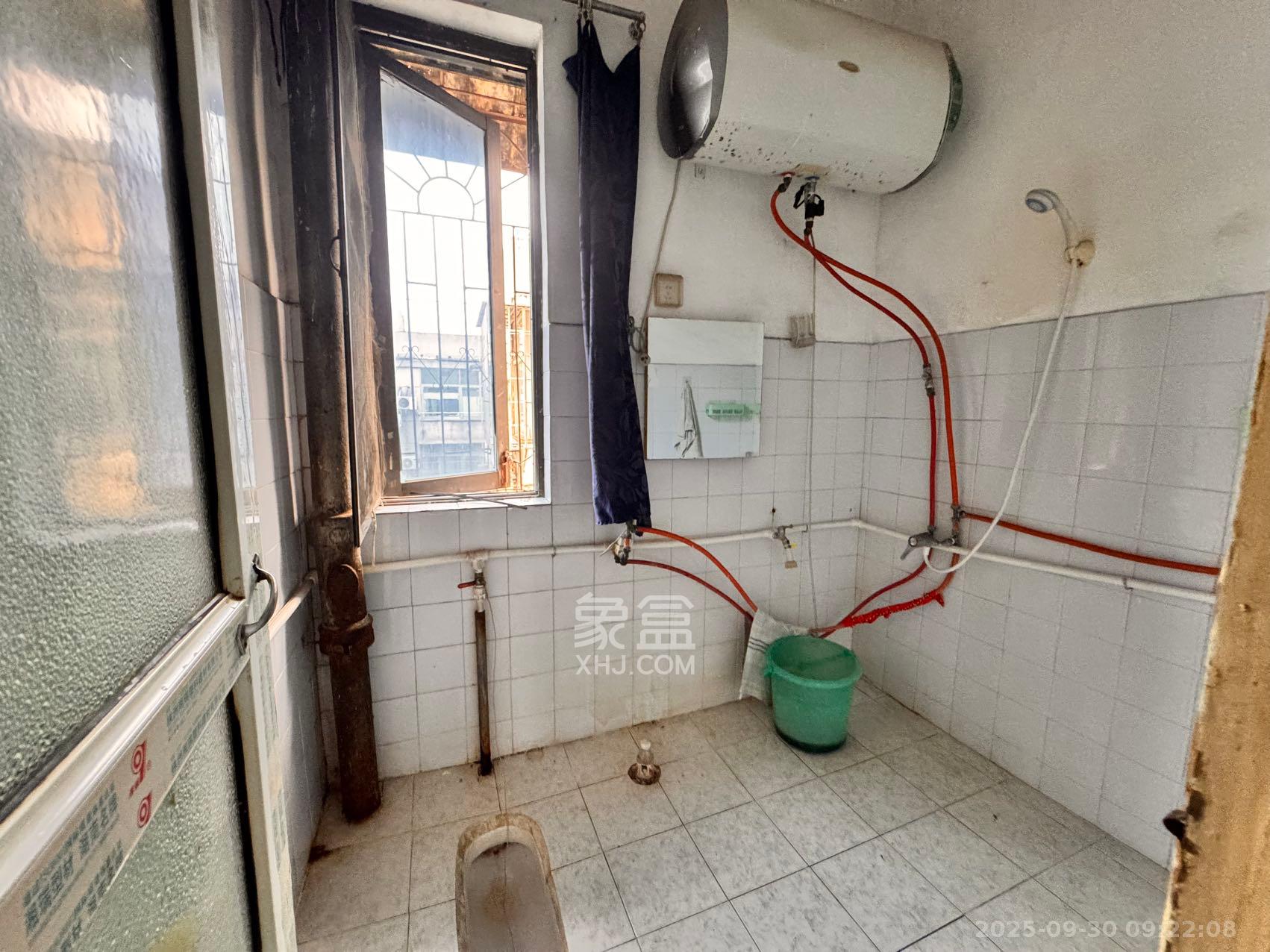 经视台宿舍 1室0厅0卫 1000.0元/月 经视台宿舍 1室0厅0卫 1000.0元/月室内图