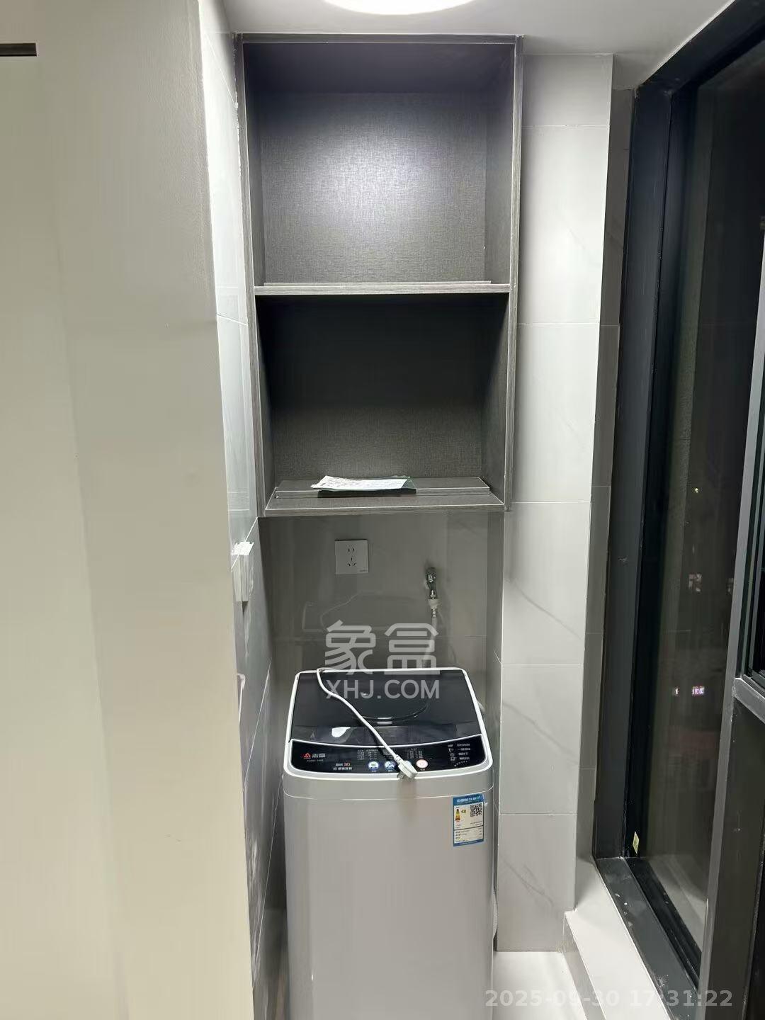 金地中交麓谷香颂(金地中交雅苑) 1室1厅1卫 1400.0元/月 金地中交麓谷香颂(金地中交雅苑) 1室1厅1卫 1400.0元/月室内图