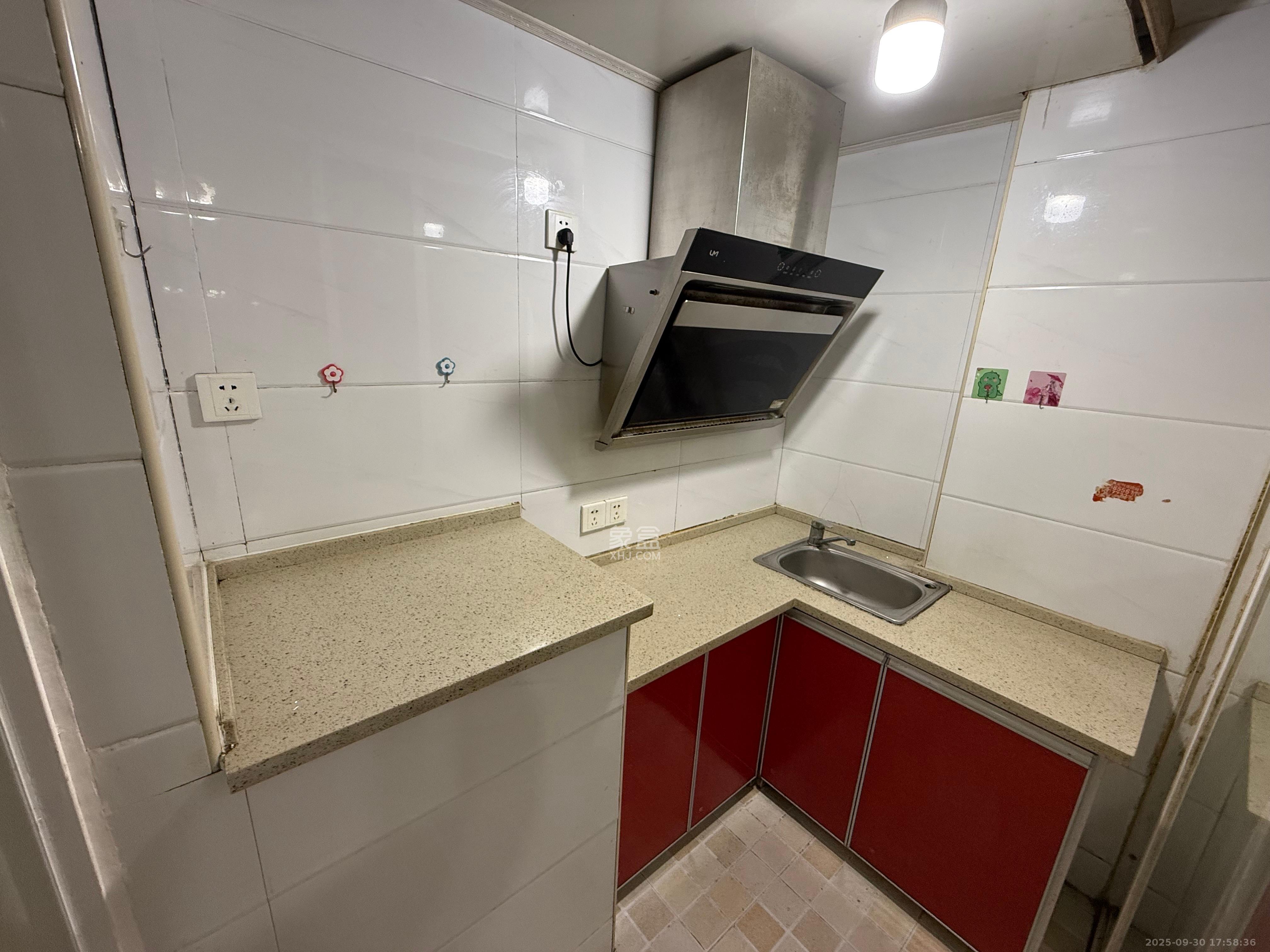 三重星都心 1室1厅1卫 1600.0元/月 三重星都心 1室1厅1卫 1600.0元/月室内图