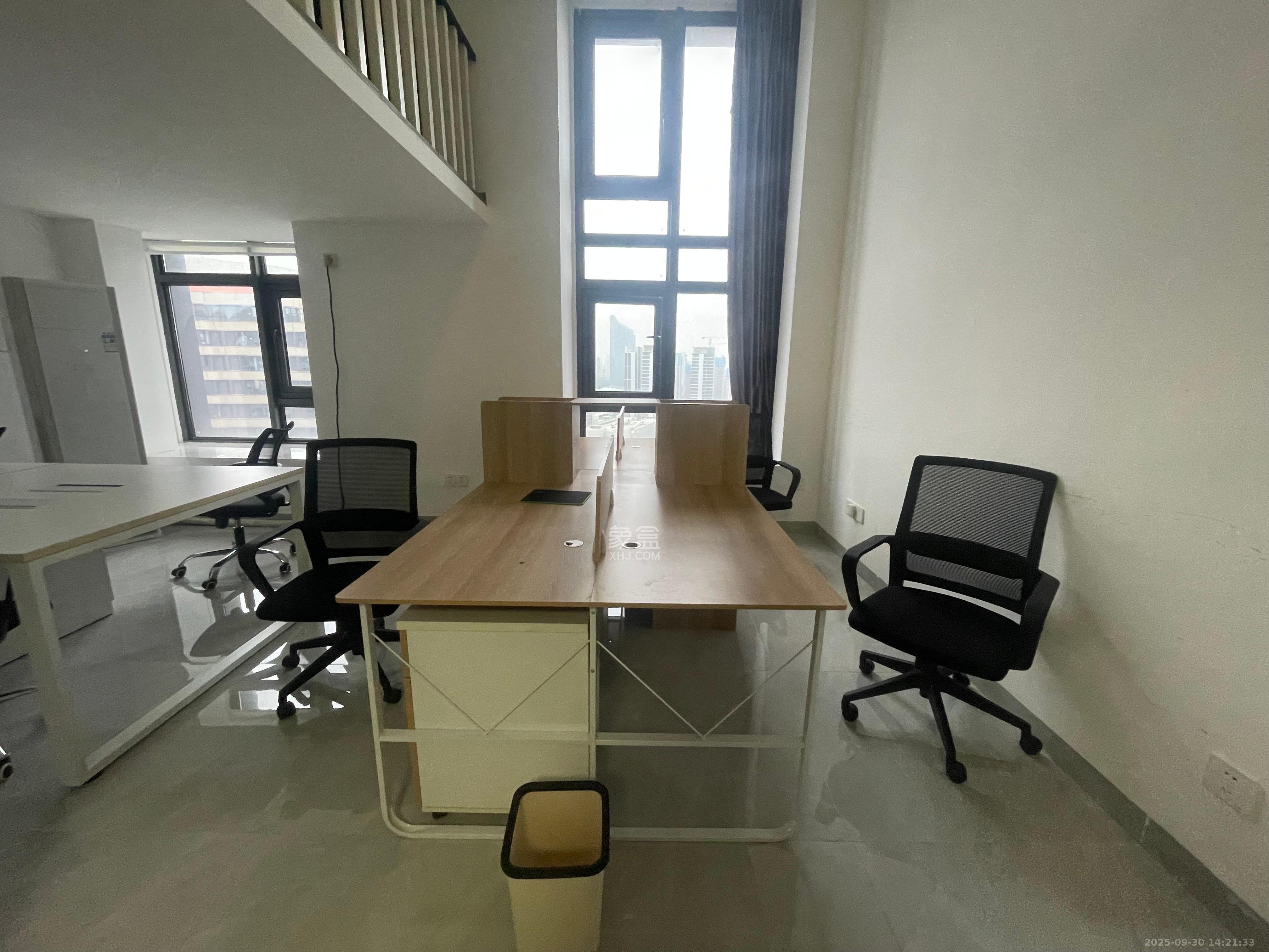 明昇壹城(明昇时代广场)三期 2室1厅1卫 2300.0元/月 明昇壹城(明昇时代广场)三期 2室1厅1卫 2300.0元/月室内图