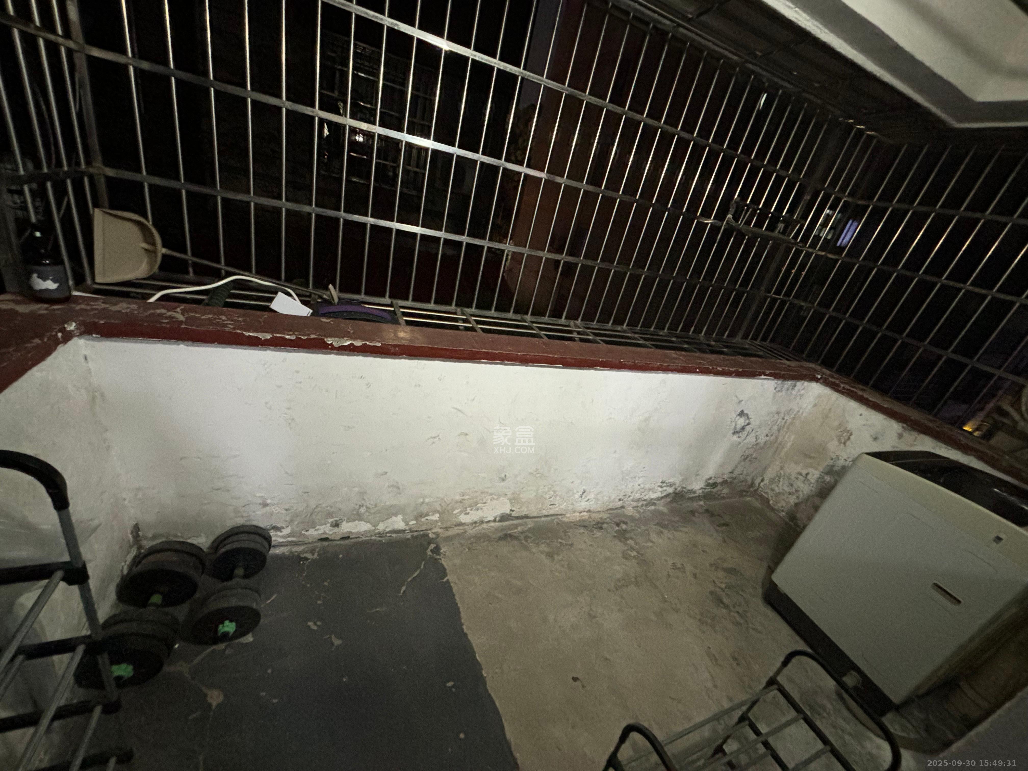 民政局宿舍  2室1厅1卫    1500.0元/月室内图