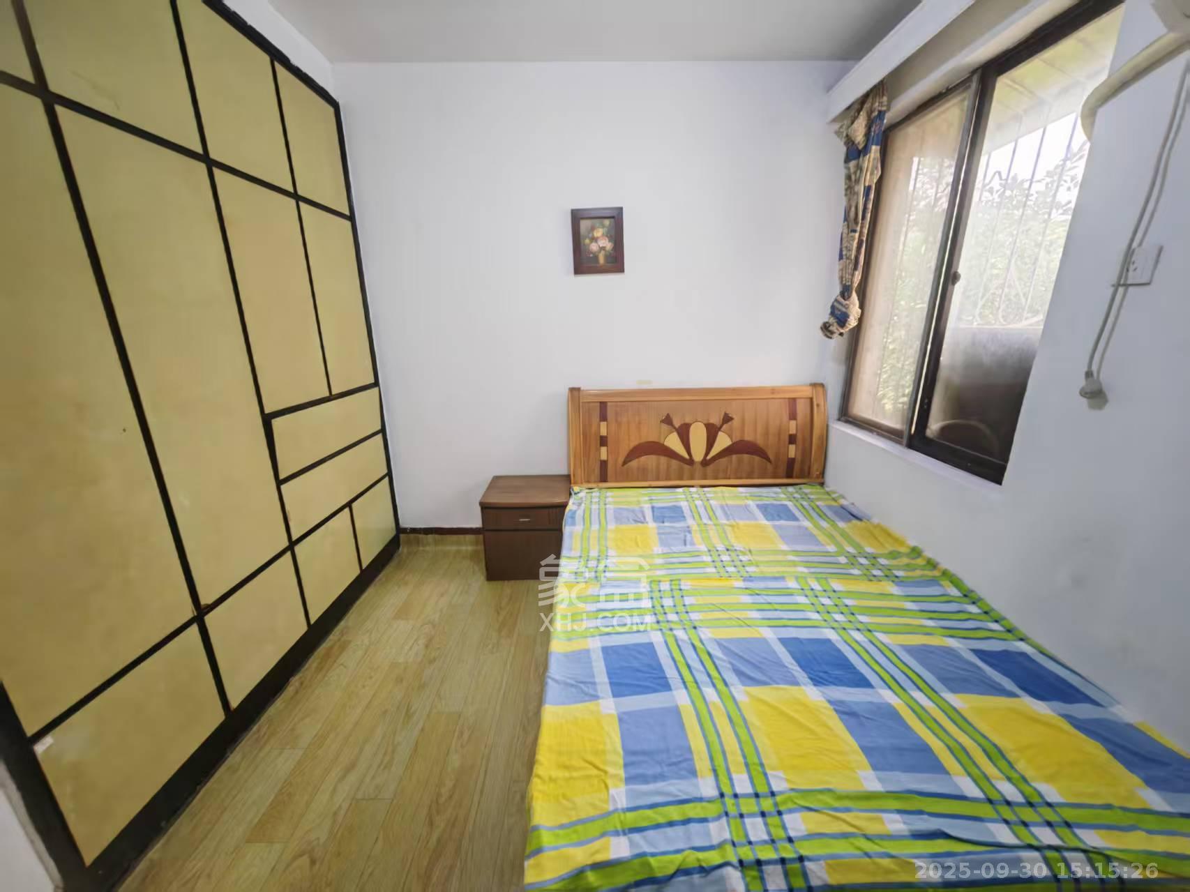 华侨一村 2室1厅1卫 2300.0元/月 华侨一村 2室1厅1卫 2300.0元/月室内图