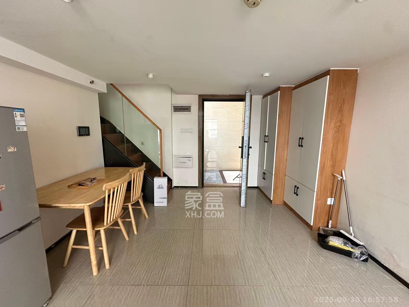 恒大江湾   54.0㎡      1900.0元/月室内图