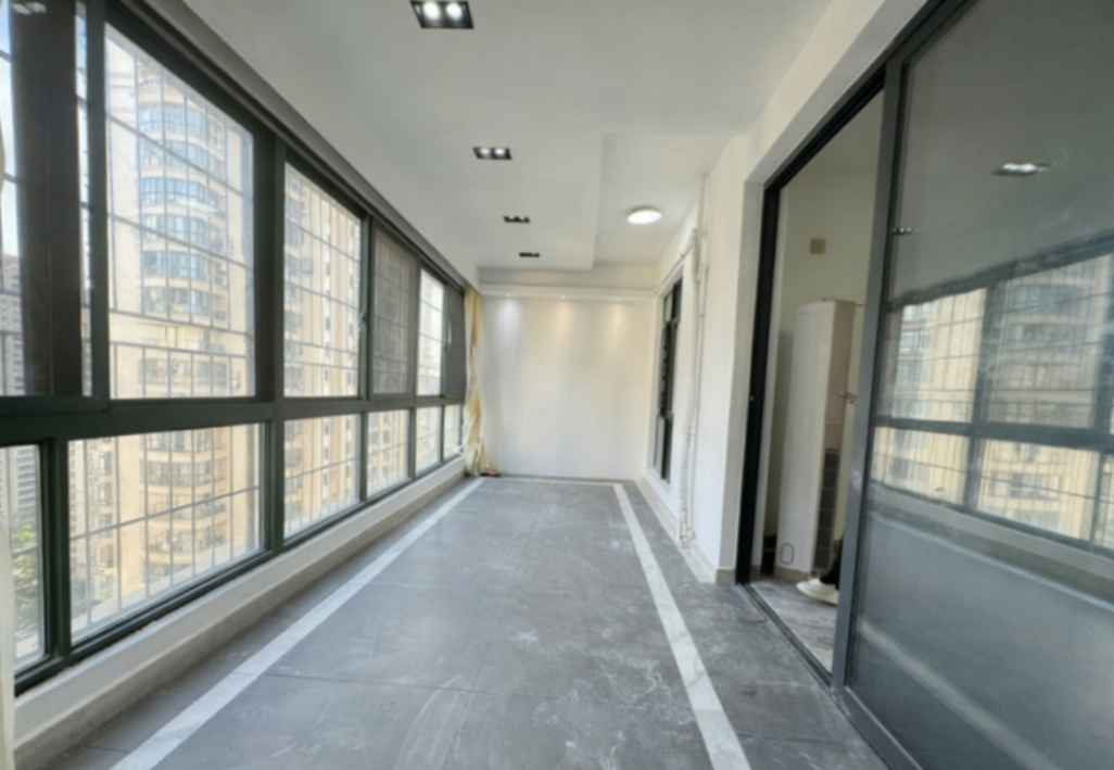 海阔天空-国瑞城二期(雅仕苑) 4室2厅2卫 4000.0元/月 海阔天空-国瑞城二期(雅仕苑) 4室2厅2卫 4000.0元/月室内图