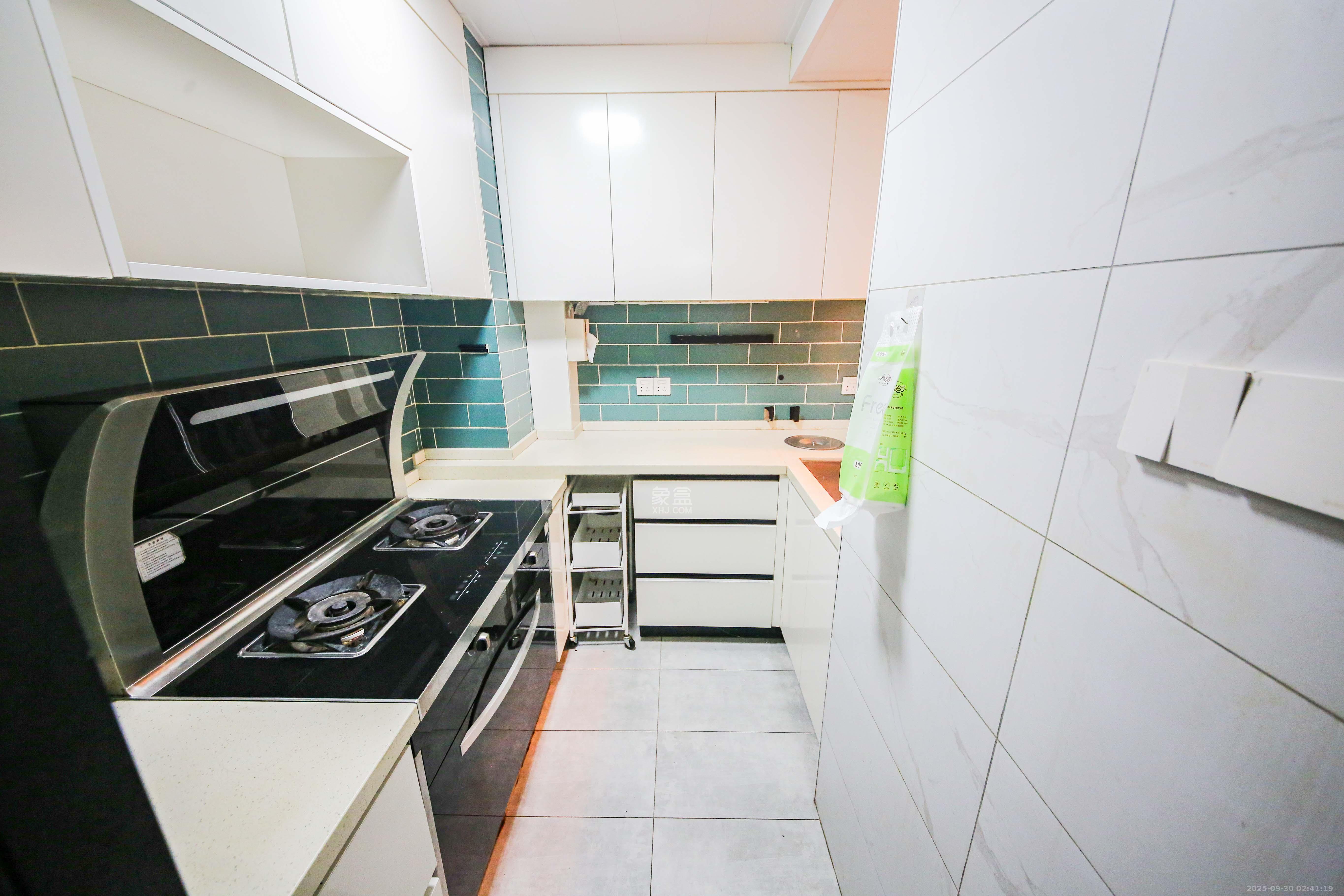 麦芒国际(金恒雅苑) 3室2厅2卫 92.0万 麦芒国际(金恒雅苑) 3室2厅2卫 92.0万厨房