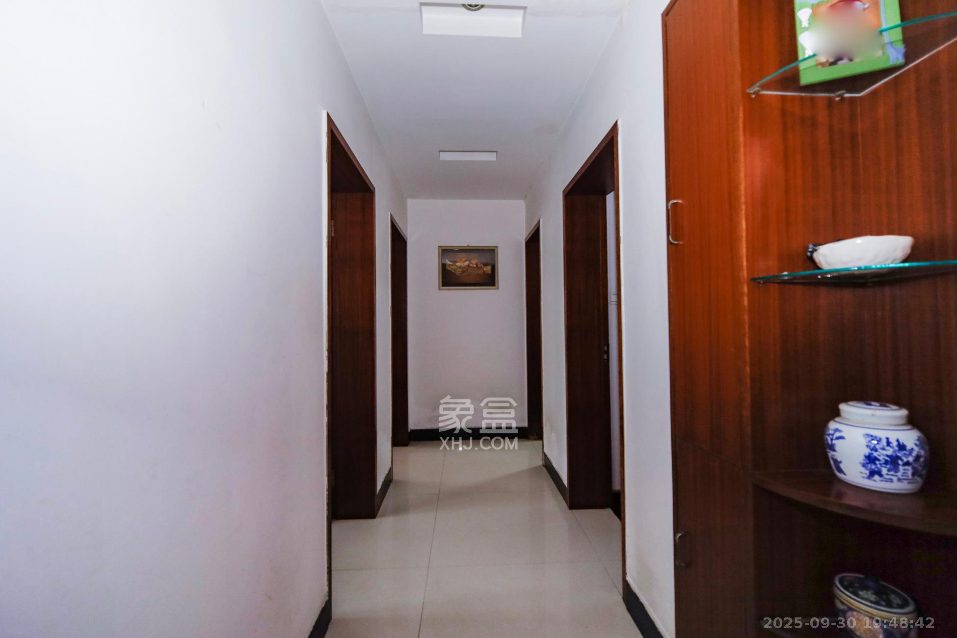 湘水一城(一期)  3室2厅2卫    90.0万其他