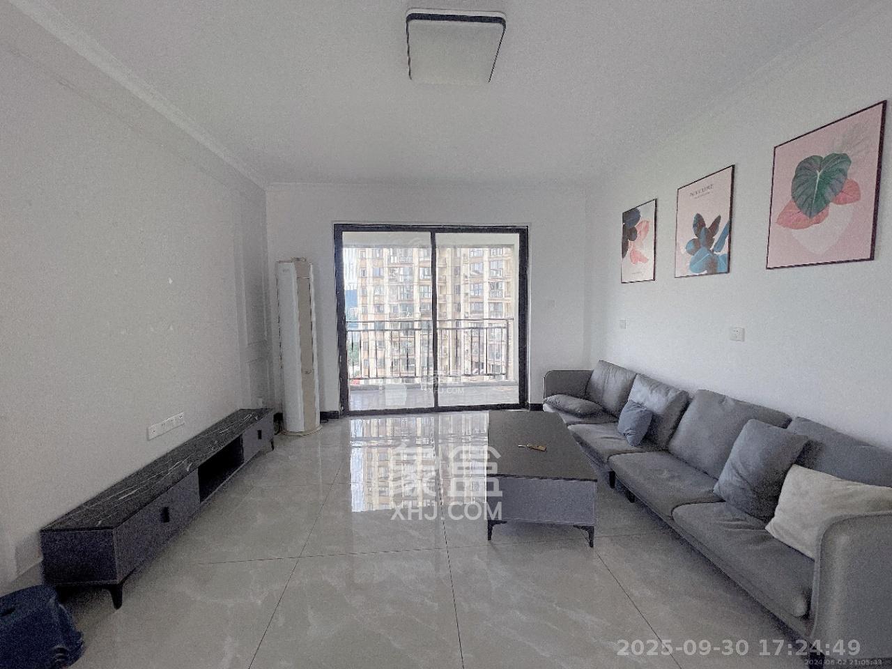 和泓梅溪四季  4室2厅2卫    3000.0元/月室内图