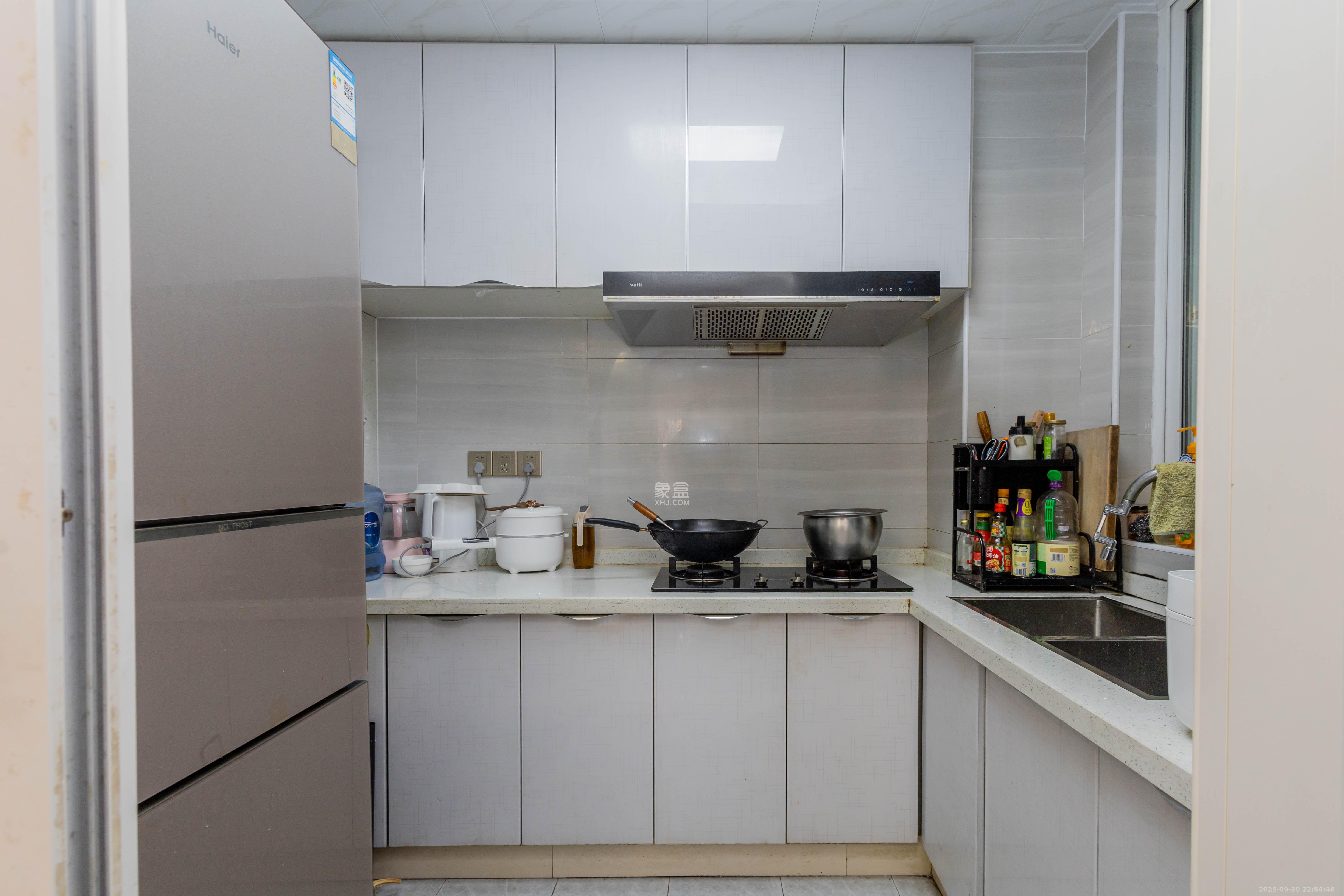 明天一城  2室2厅1卫    45.5万 明天一城  2室2厅1卫    45.5万厨房