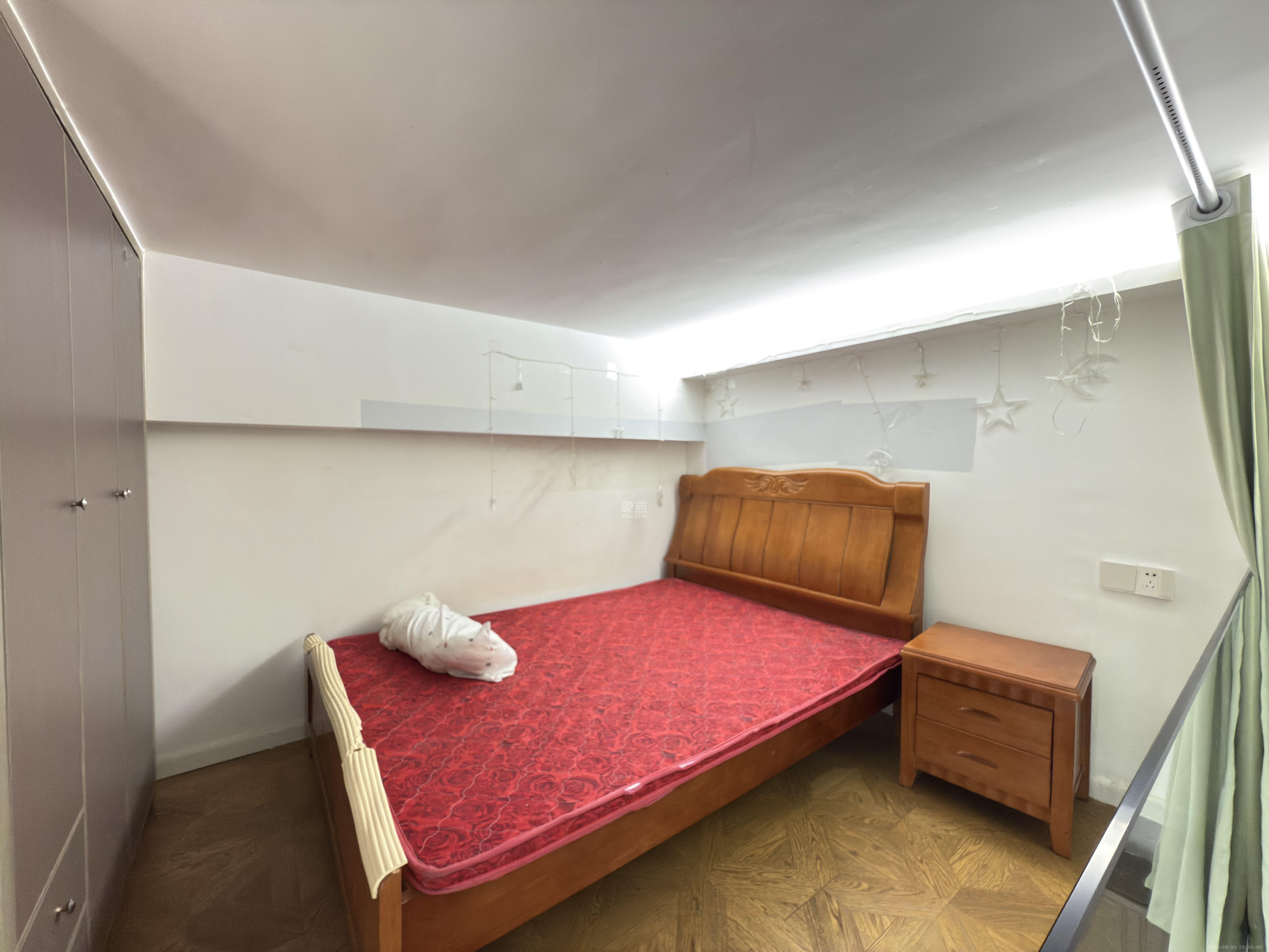 时代港湾 1室1厅1卫 1200.0元/月 时代港湾 1室1厅1卫 1200.0元/月室内图