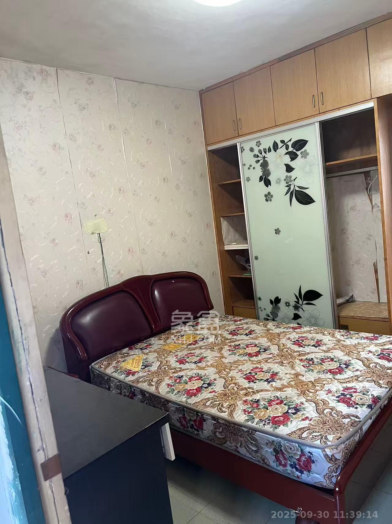 涂家冲社区（涂新小区、农商银行宿舍）  2室1厅1卫    1600.0元/月室内图