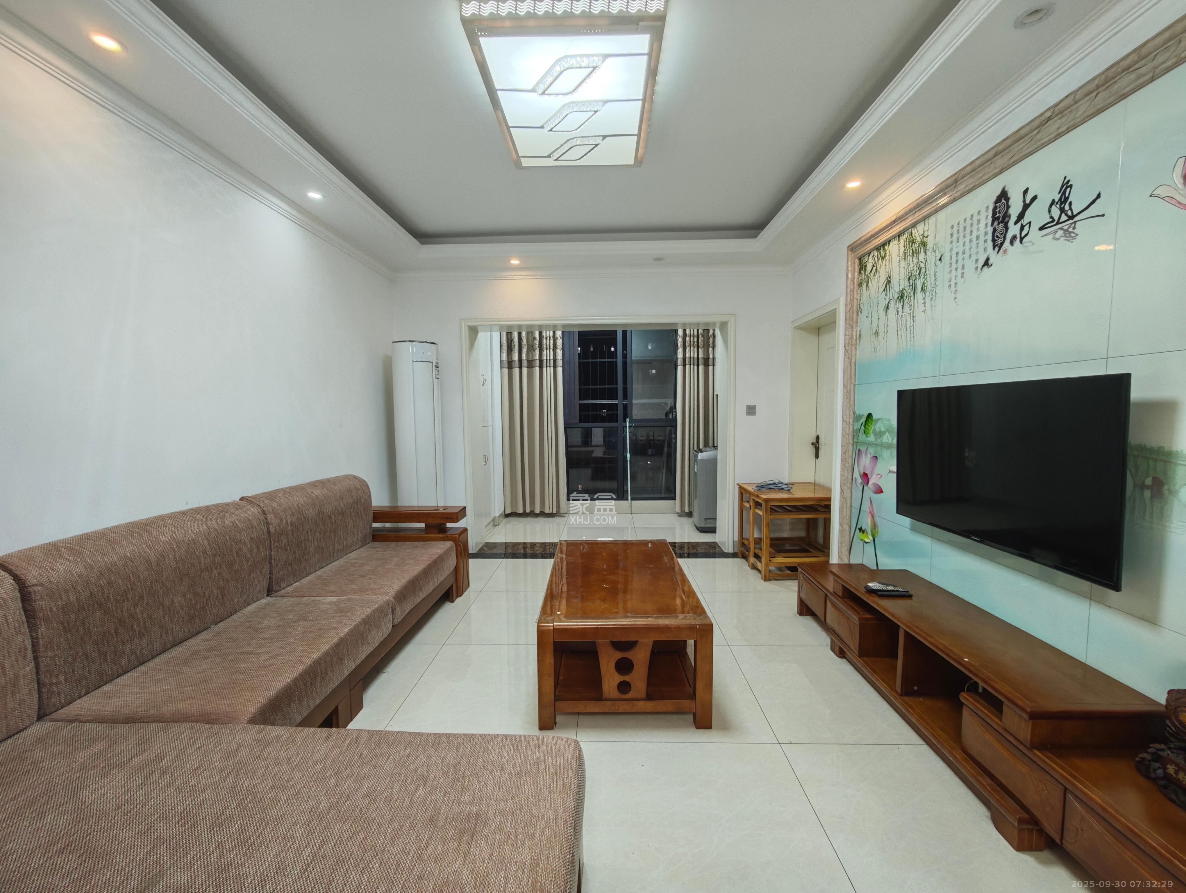 康桥长郡 3室2厅1卫 1550.00元/月 康桥长郡 3室2厅1卫 1550.00元/月室内图