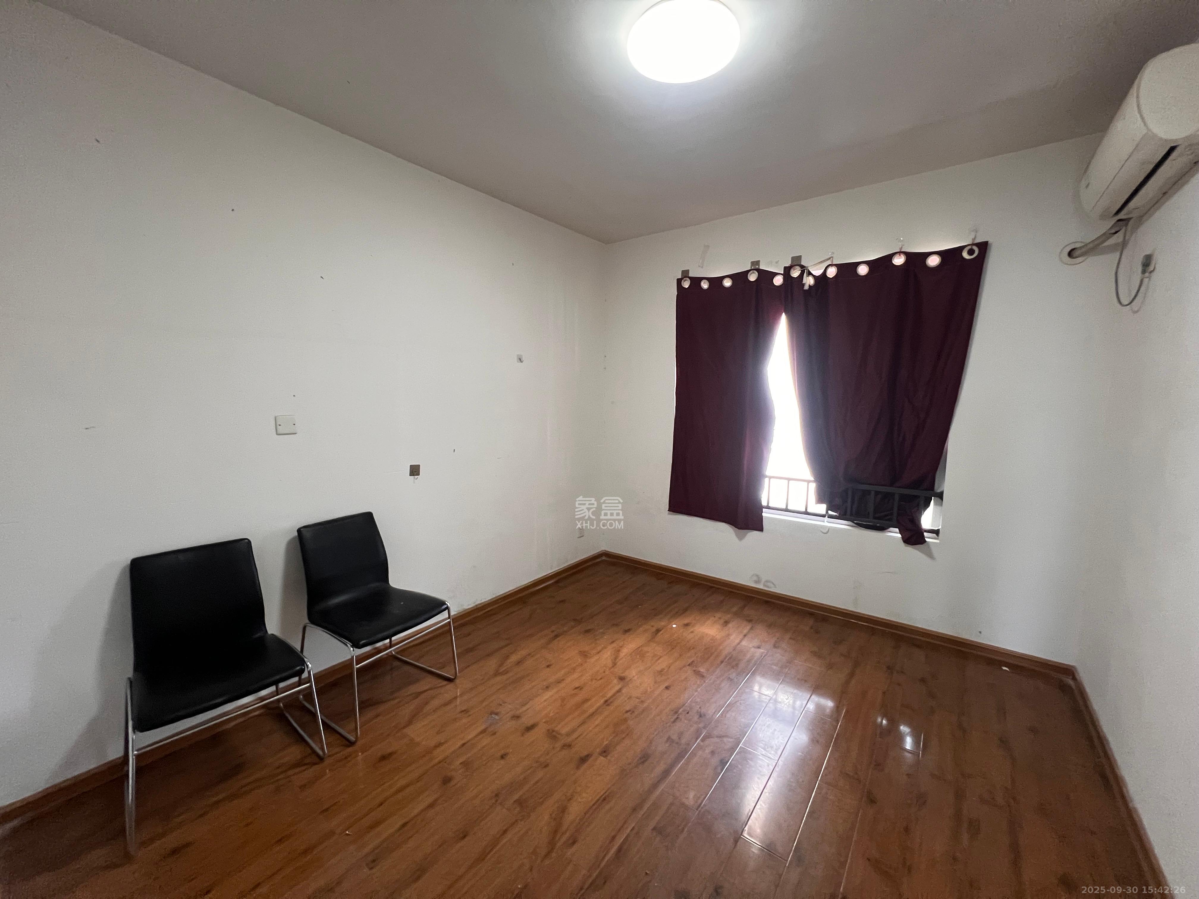 绿地之窗 4室2厅2卫 3000.0元/月 绿地之窗 4室2厅2卫 3000.0元/月室内图