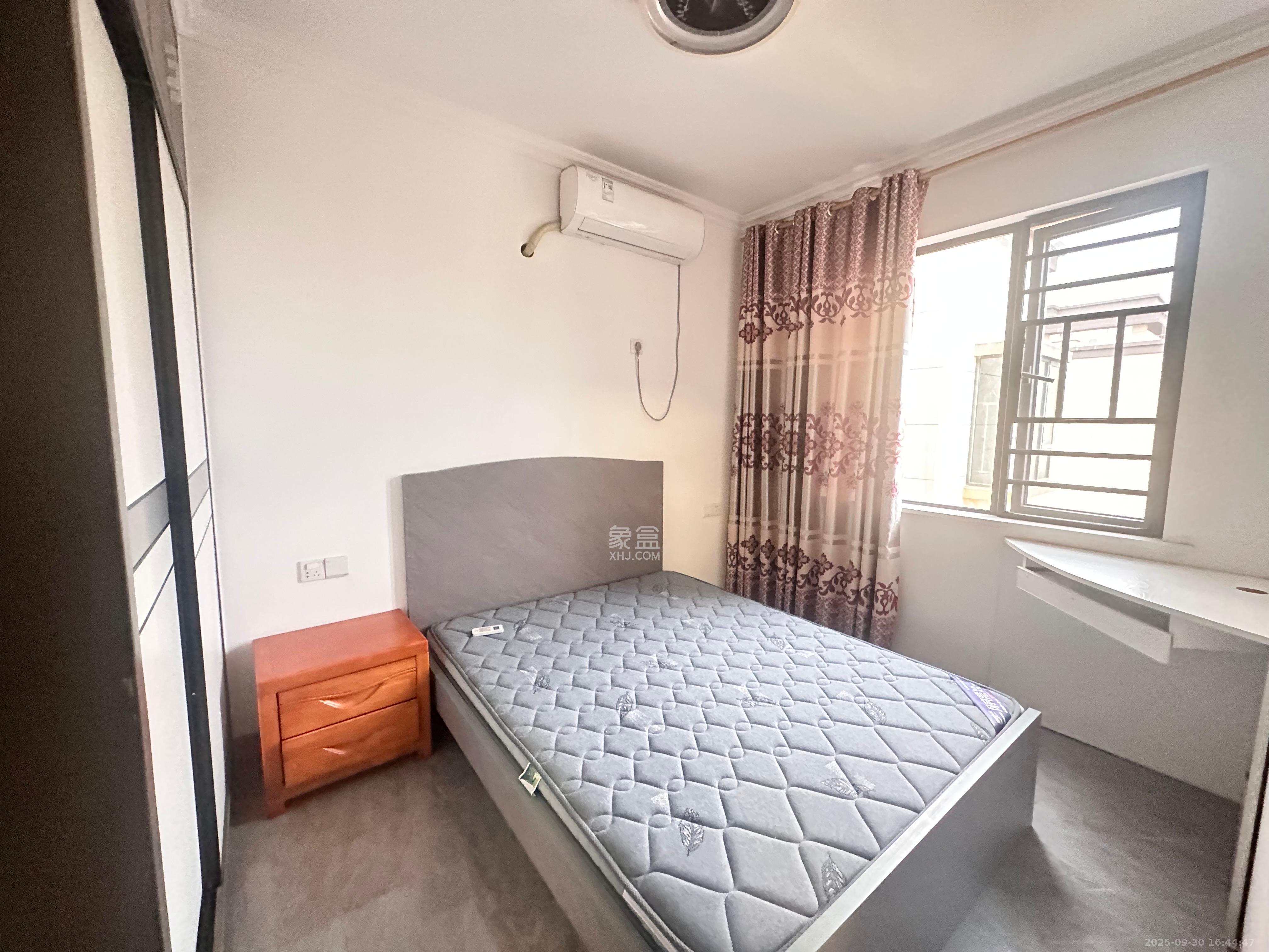 金南家园三期  1室0厅0卫    2300.0元/月室内图