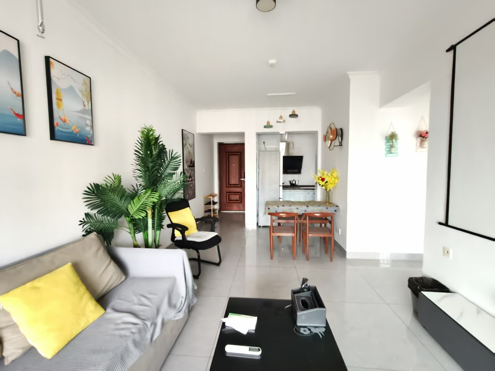 绿地海德公馆 3室2厅1卫 3300.0元/月 绿地海德公馆 3室2厅1卫 3300.0元/月户型图