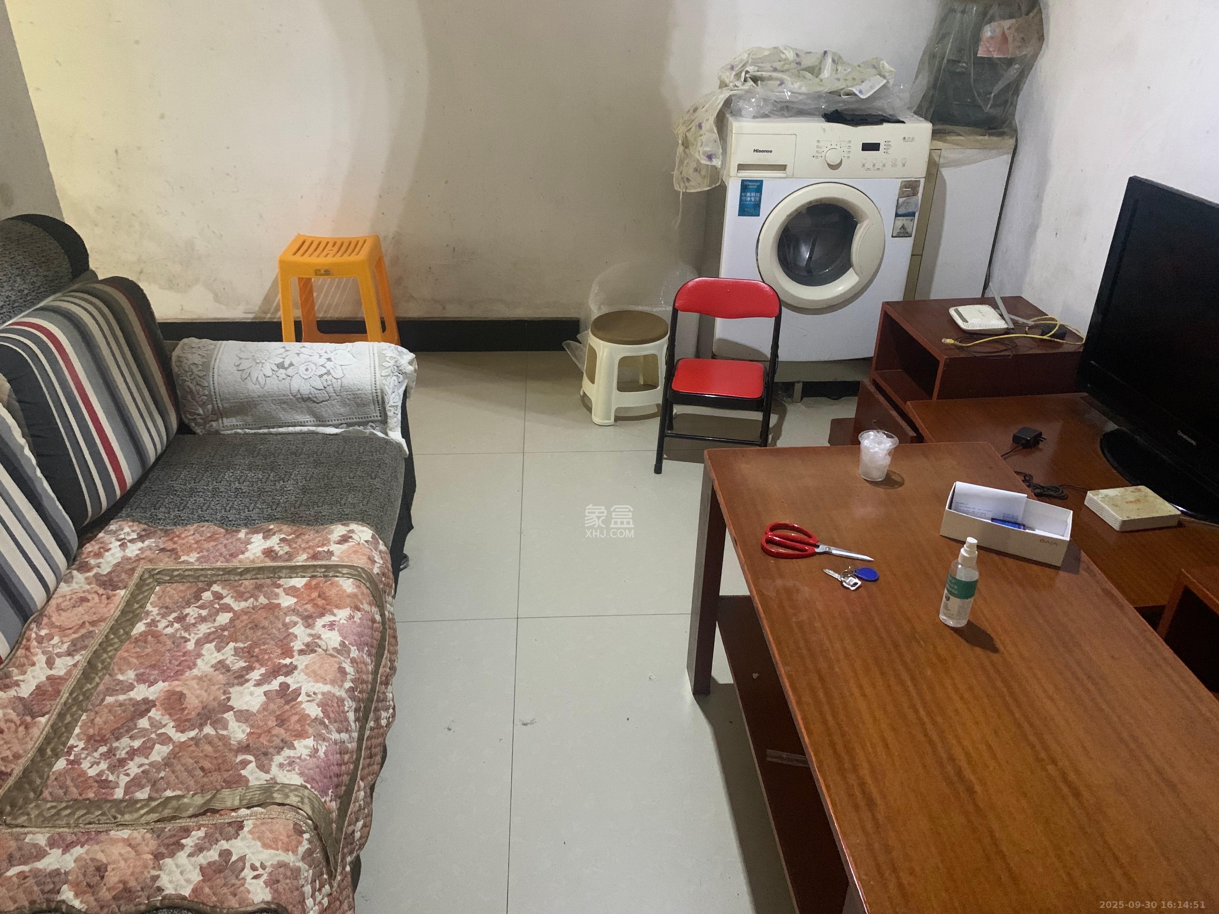 未来城科学家园 1室1厅1卫 1600.0元/月 未来城科学家园 1室1厅1卫 1600.0元/月室内图