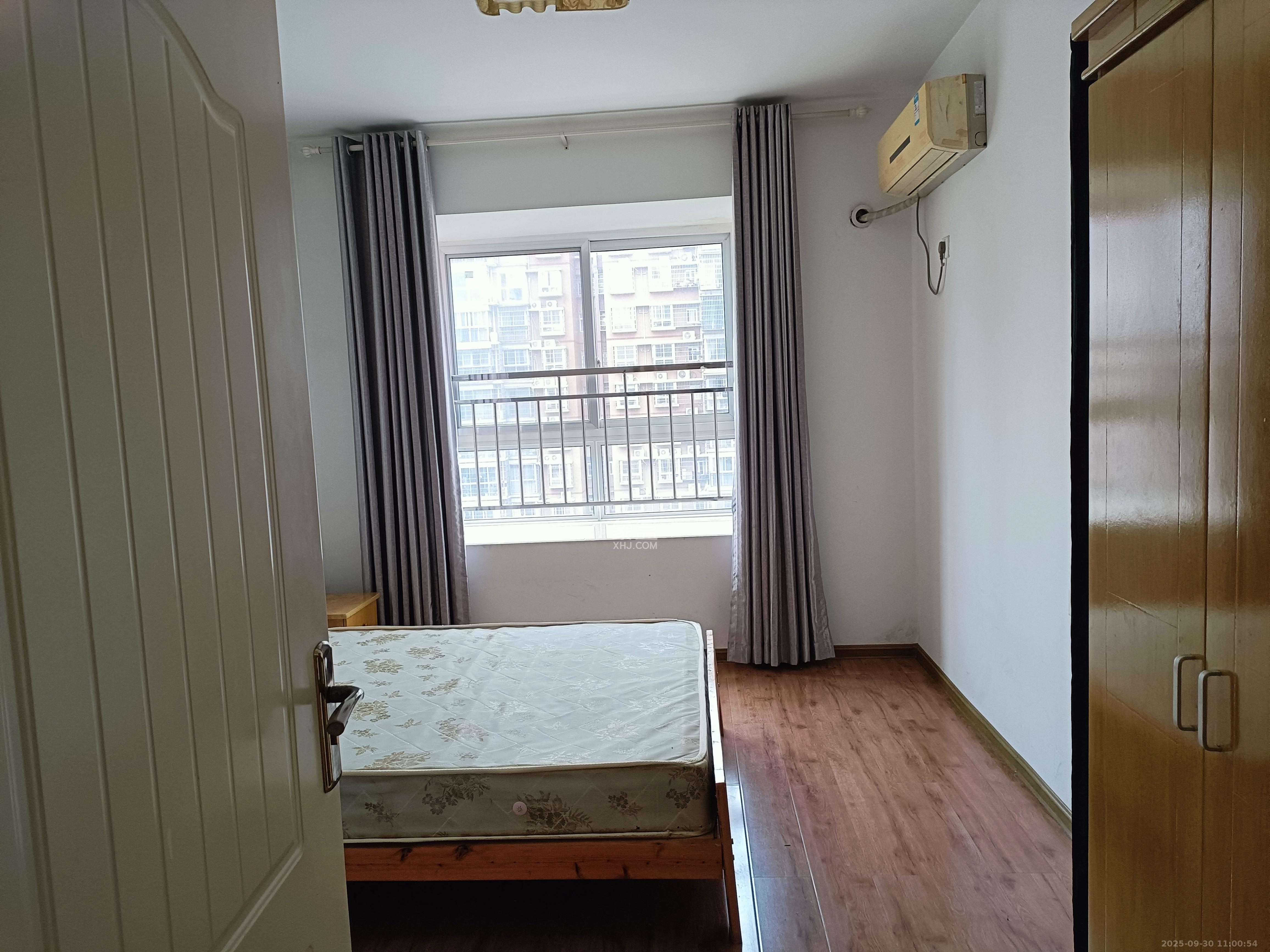 凯富漫城 3室2厅1卫 950.0元/月 凯富漫城 3室2厅1卫 950.0元/月室内图