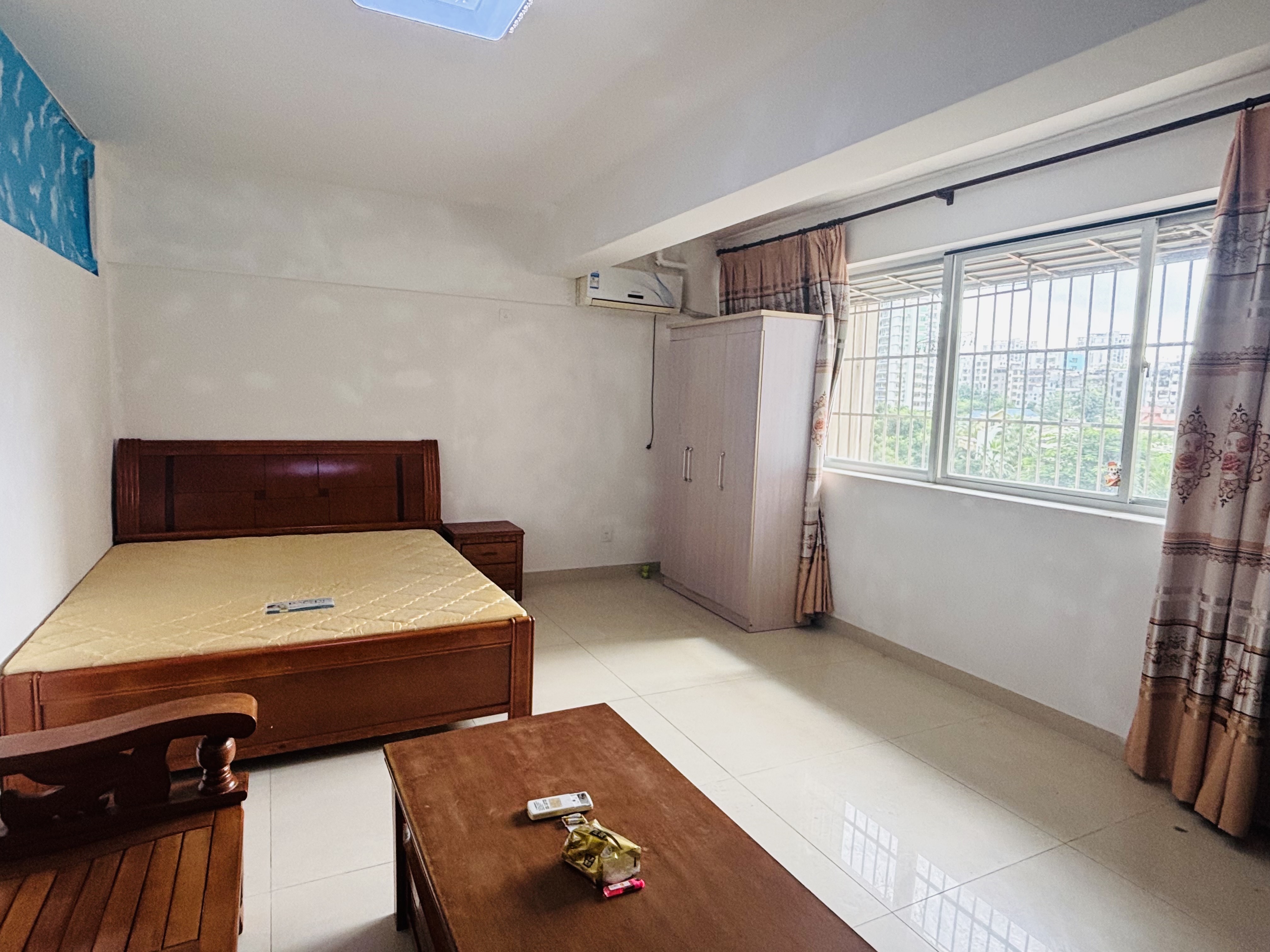 新宏基大厦 1室1厅1卫 1400.0元/月 新宏基大厦 1室1厅1卫 1400.0元/月室内图