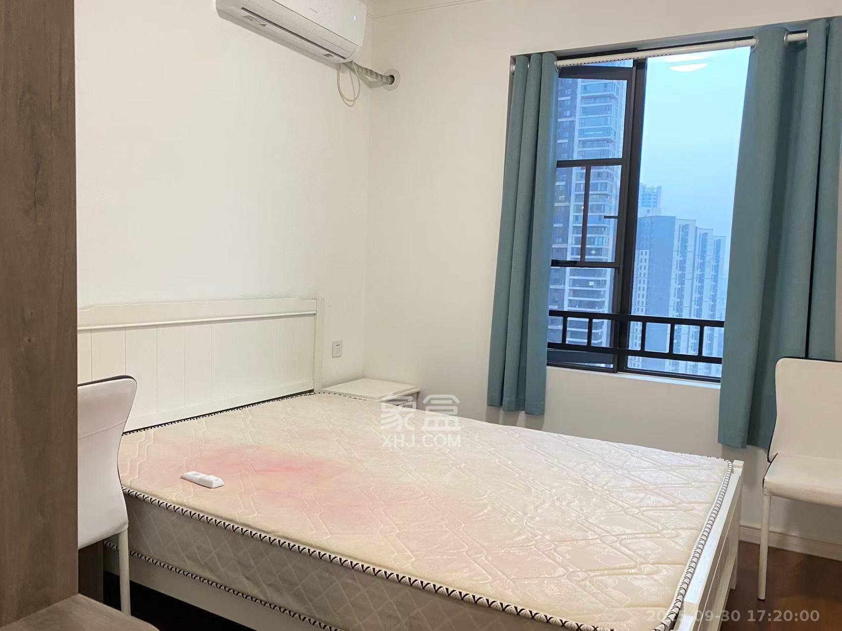 万科魅力之城  3室1厅1卫   2700.00元/月室内图