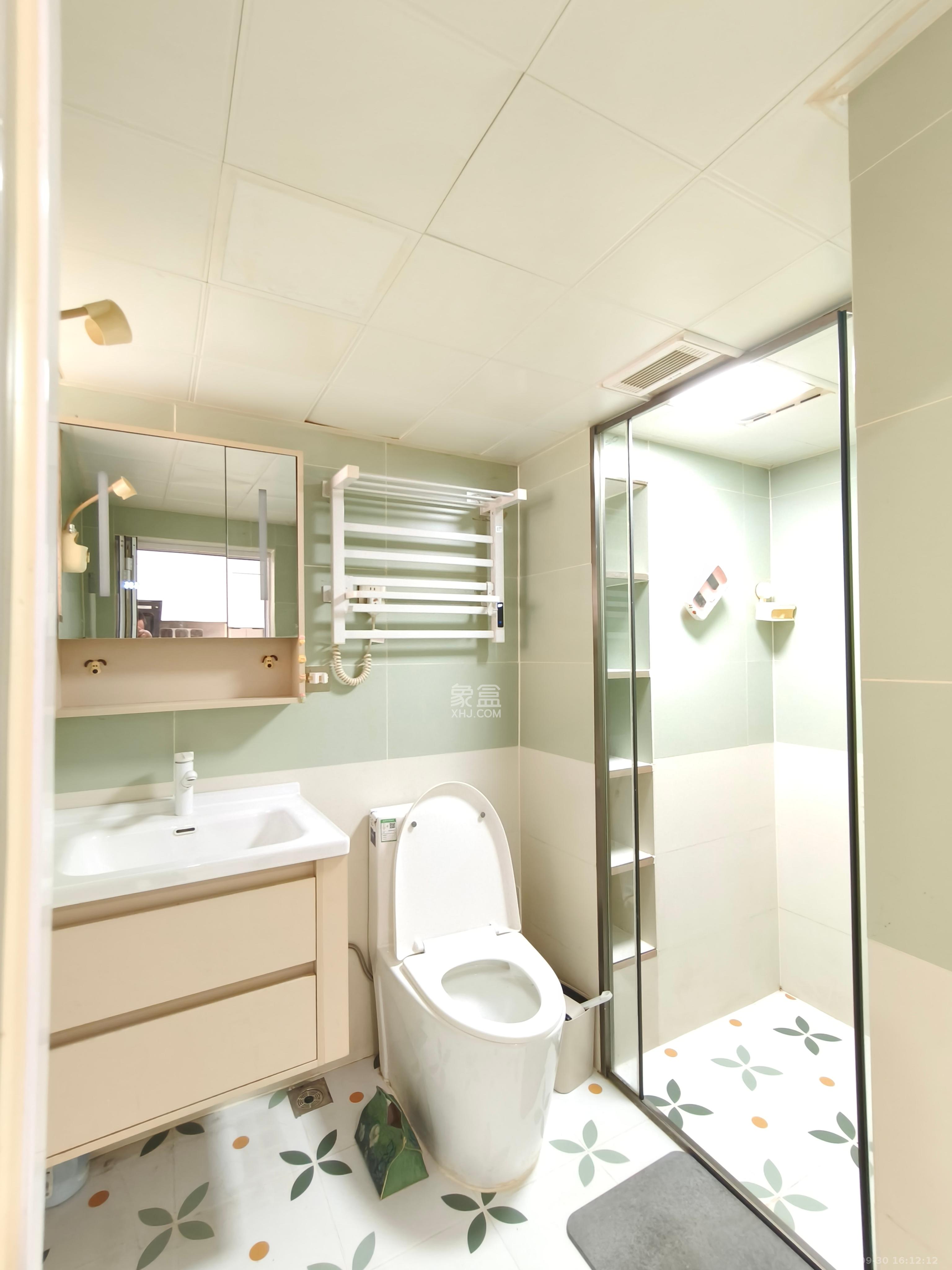 南益名士豪庭 2室1厅1卫 2000.0元/月 南益名士豪庭 2室1厅1卫 2000.0元/月室内图