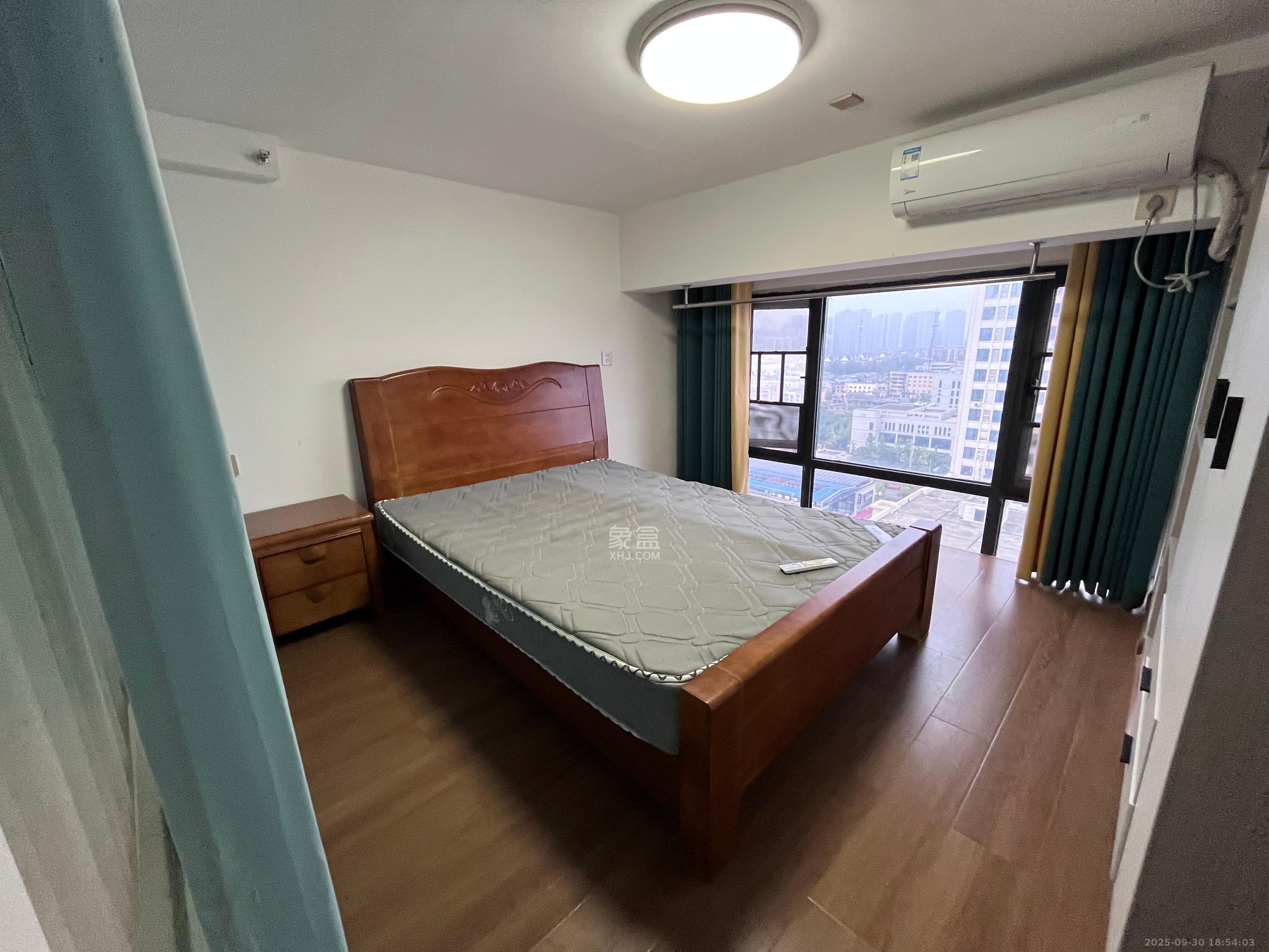 梅溪湖家居建材城  2室1厅1卫    1700.0元/月室内图