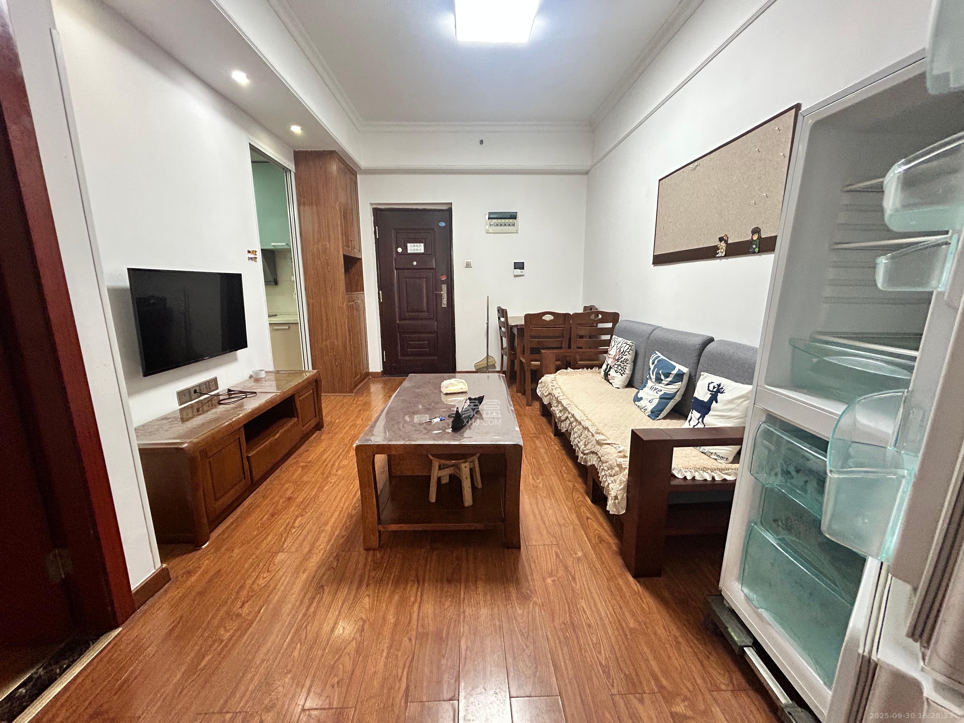 鑫科明珠 2室1厅1卫 1900.0元/月 鑫科明珠 2室1厅1卫 1900.0元/月室内图