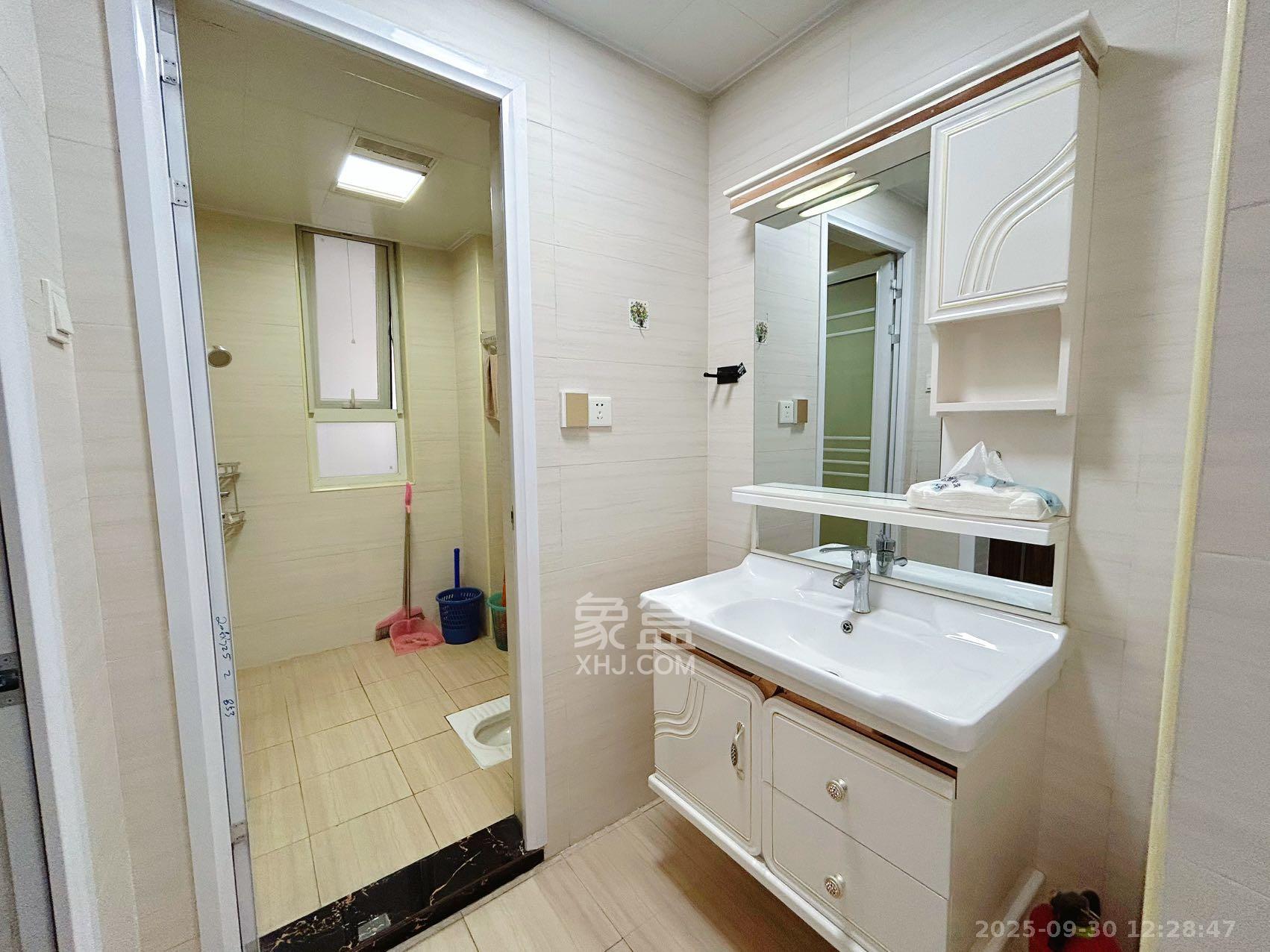 北辰三角洲E4区 3室2厅1卫 3200.0元/月 北辰三角洲E4区 3室2厅1卫 3200.0元/月室内图