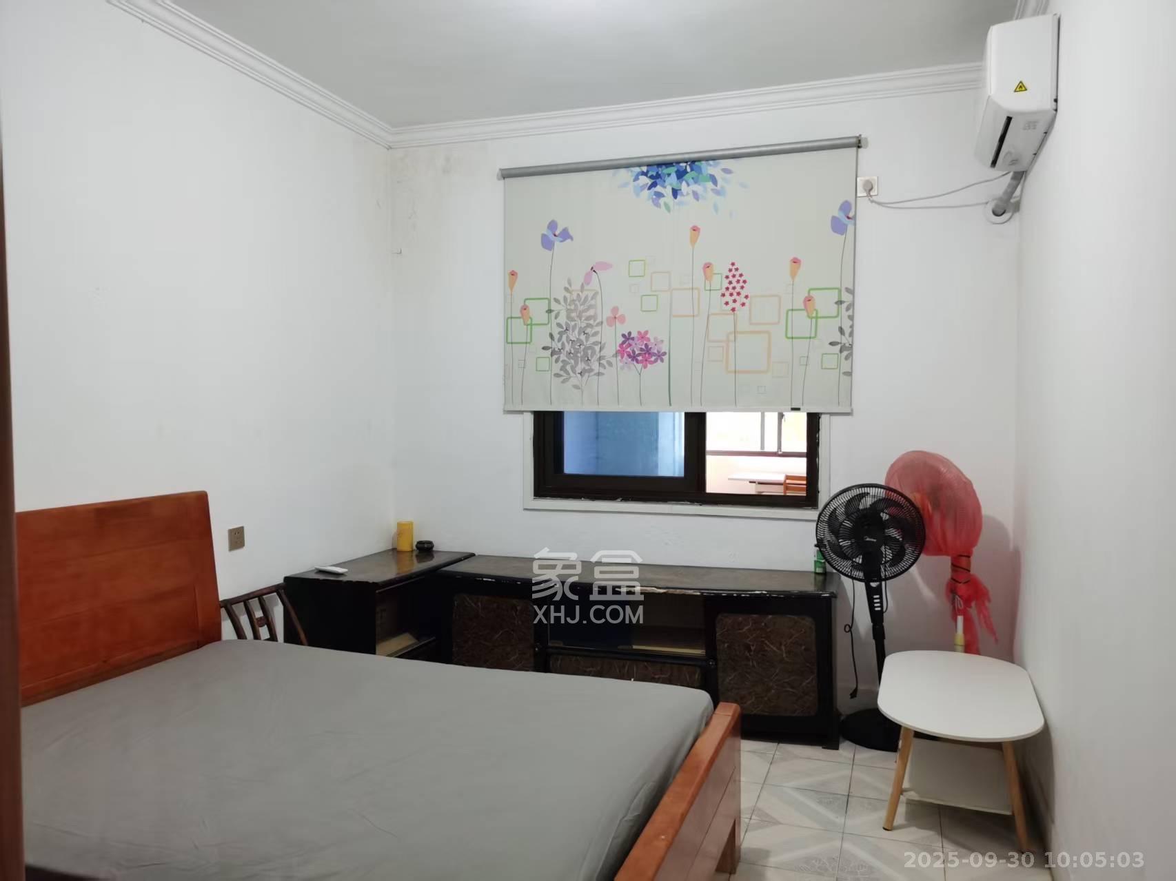 三印宿舍  3室2厅1卫    1400.0元/月室内图