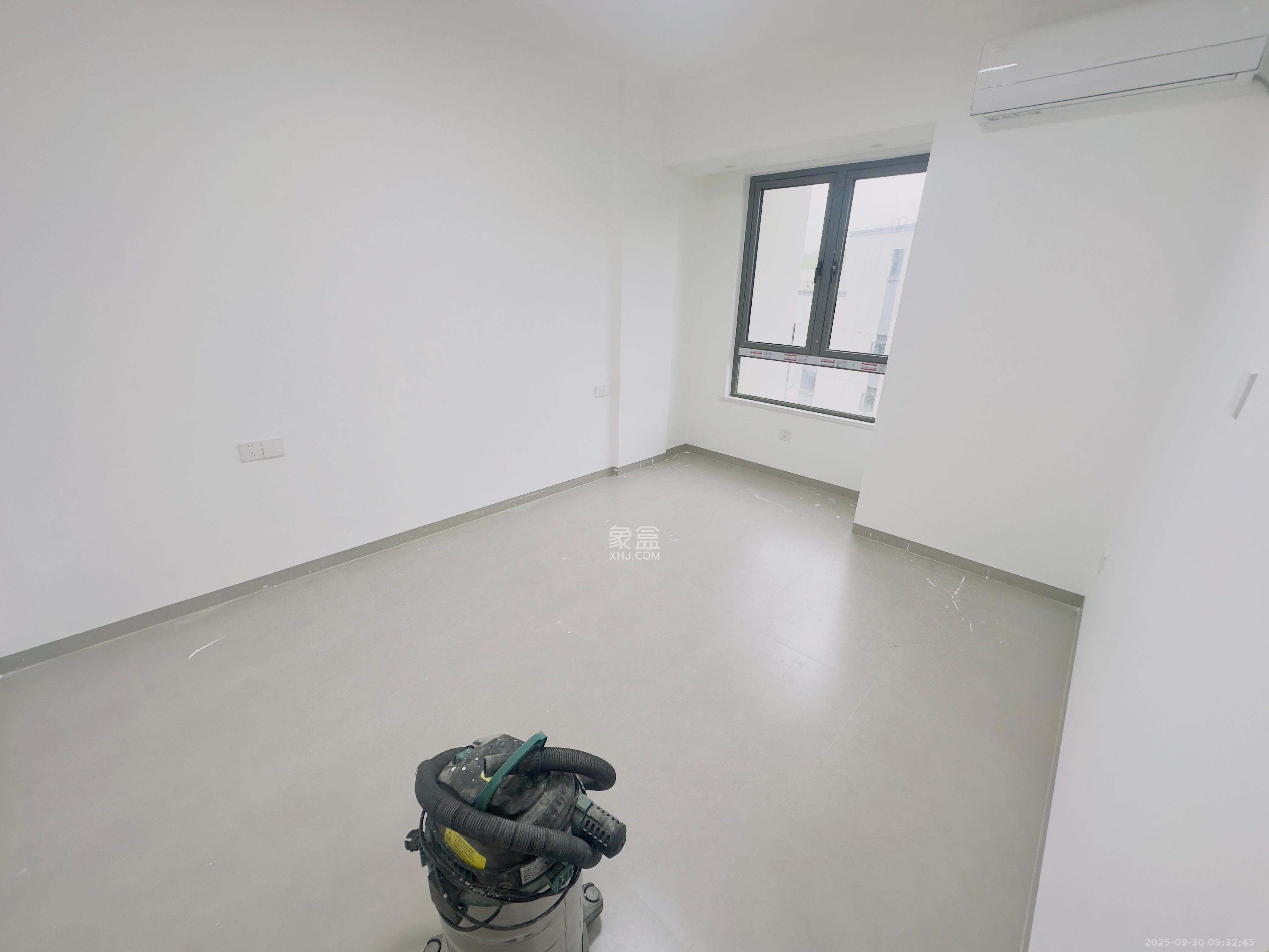 湖湘时代名邸公园壹号 2室1厅1卫 2500.0元/月 湖湘时代名邸公园壹号 2室1厅1卫 2500.0元/月室内图