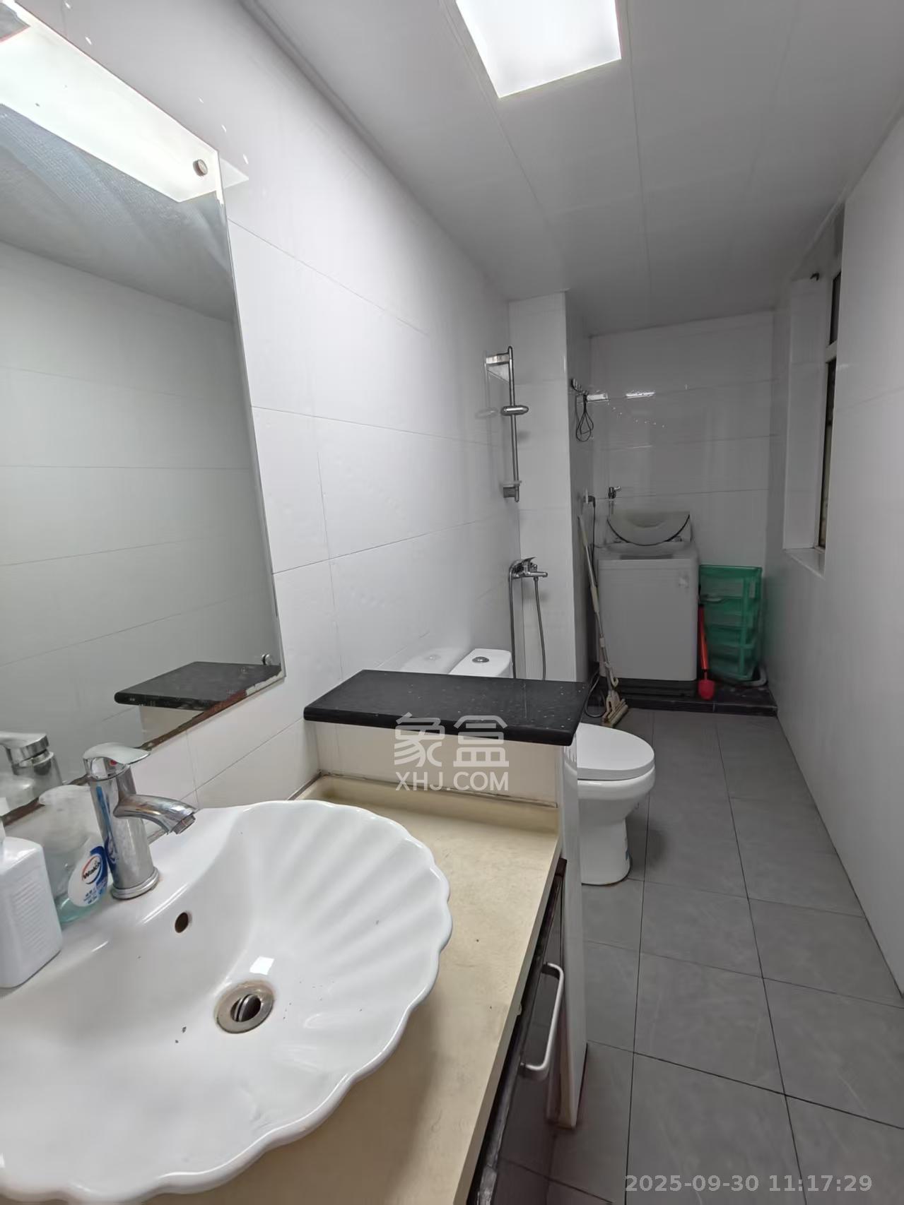 汇富中心  1室1厅1卫    2100.0元/月室内图