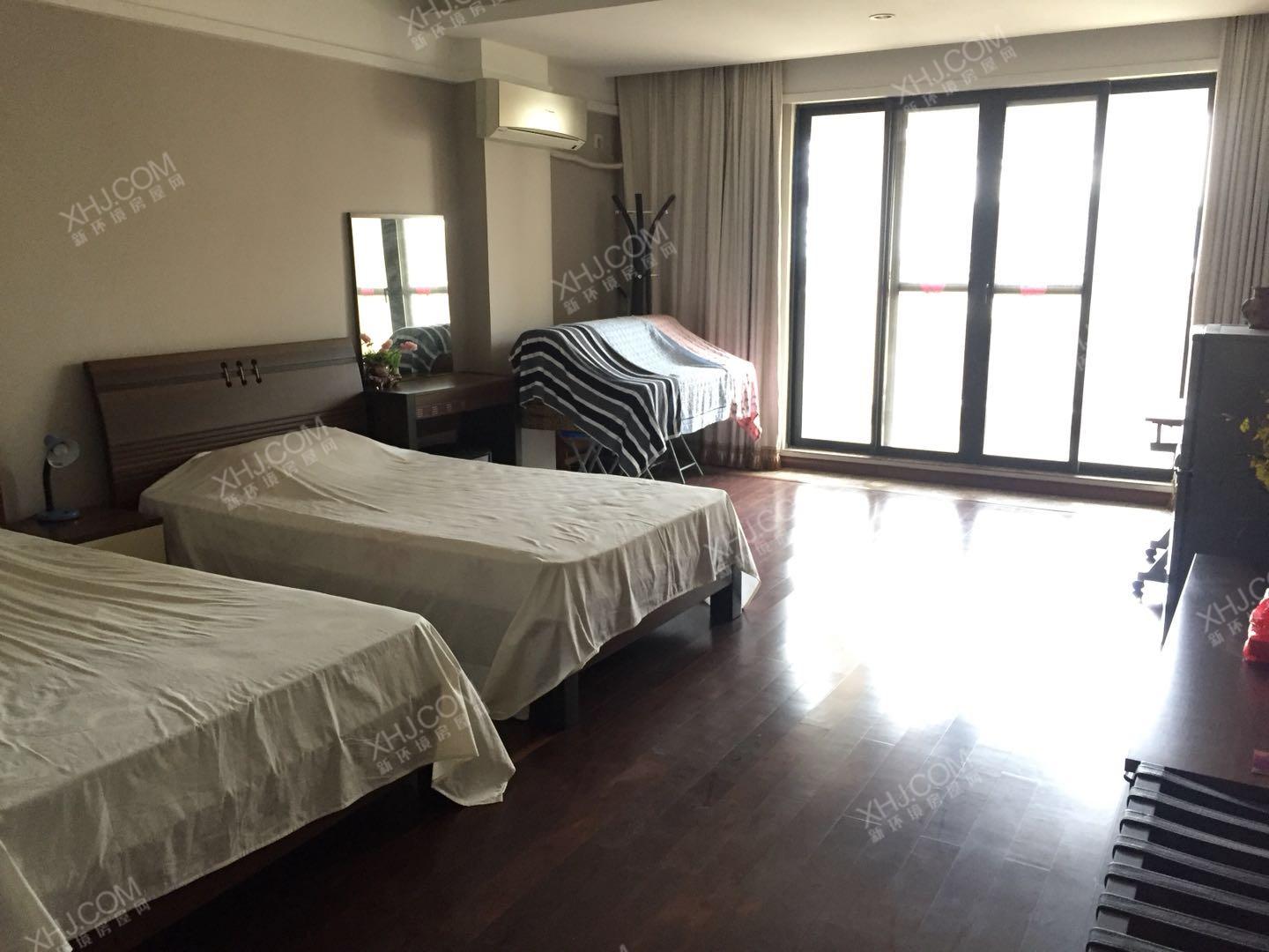 万科浪琴湾 1室1厅1卫 110.0万 万科浪琴湾 1室1厅1卫 110.0万室内图