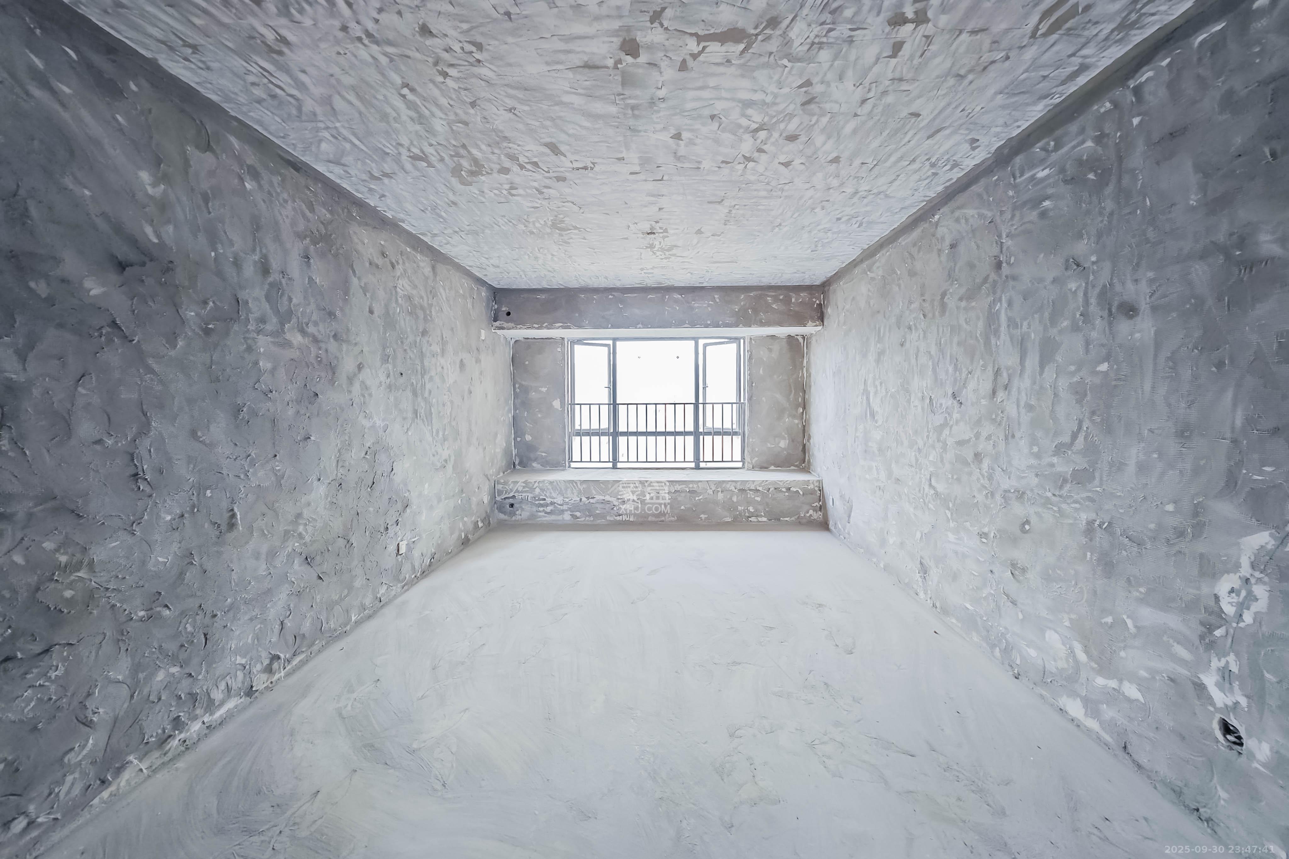 香樟兰亭（朗峰苑）  4室2厅2卫    115.0万客厅