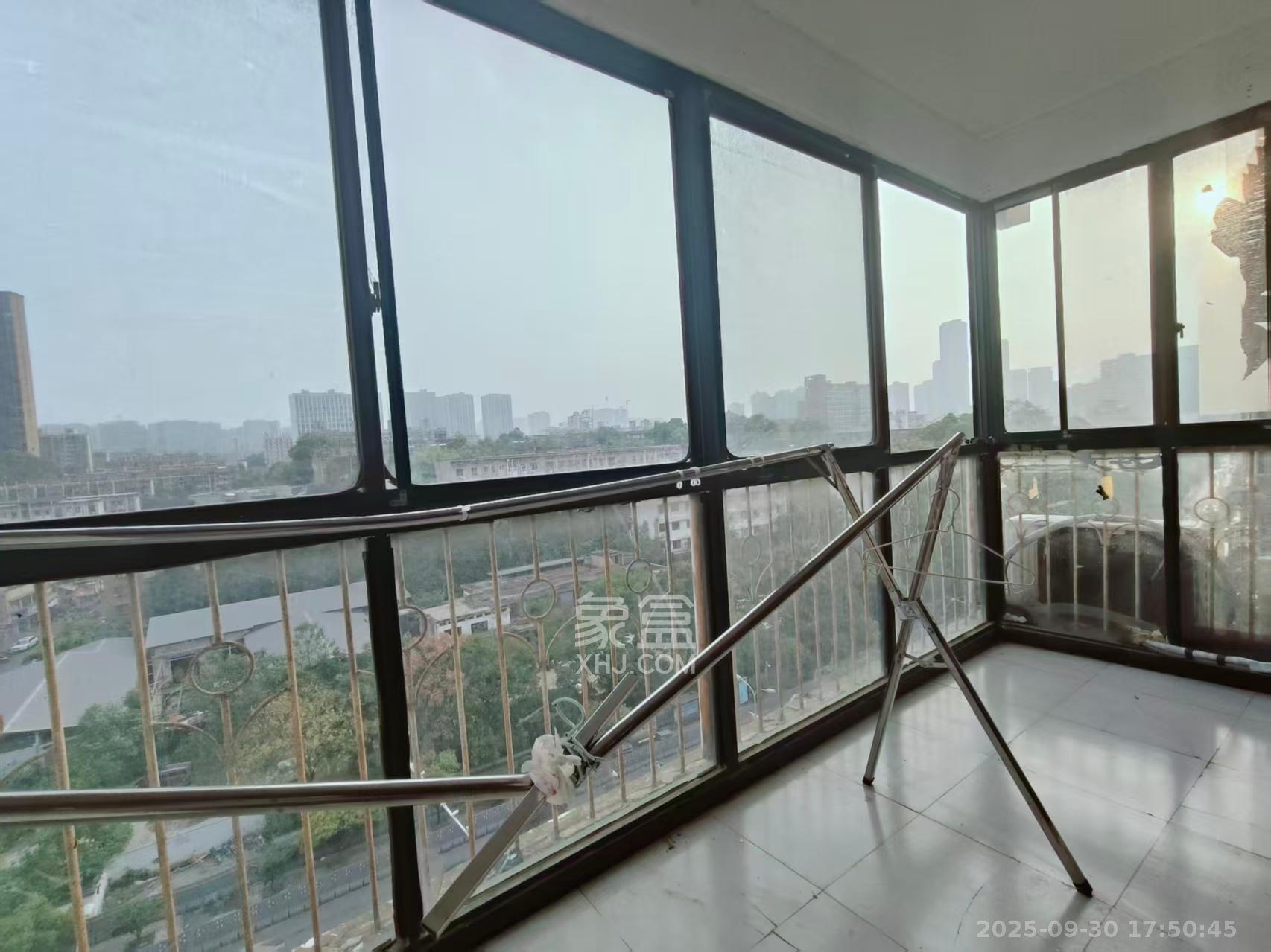 永宏佳园 3室2厅1卫 1900.0元/月 永宏佳园 3室2厅1卫 1900.0元/月室内图