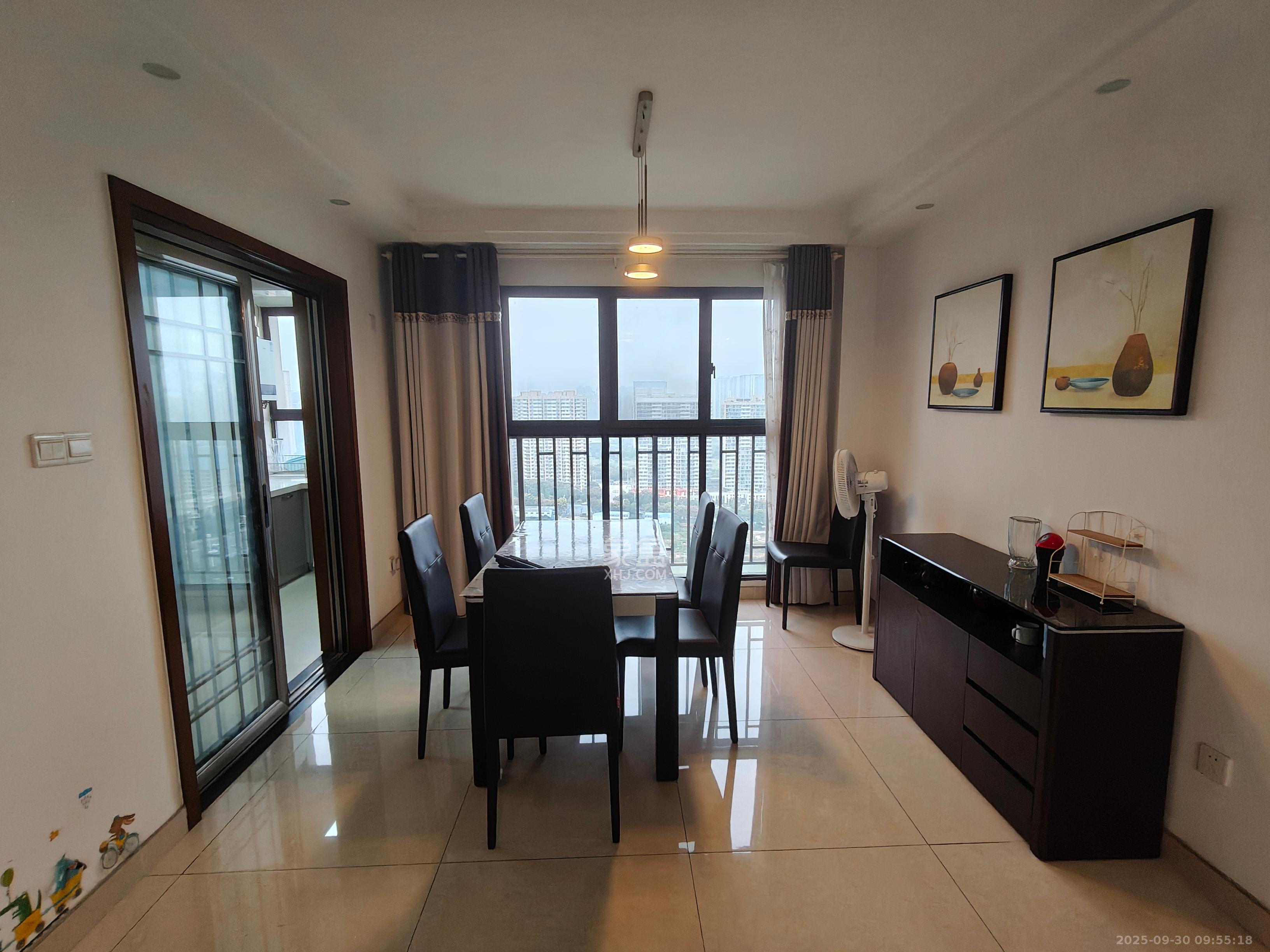 绿地之窗 3室2厅2卫 3400.0元/月 绿地之窗 3室2厅2卫 3400.0元/月室内图