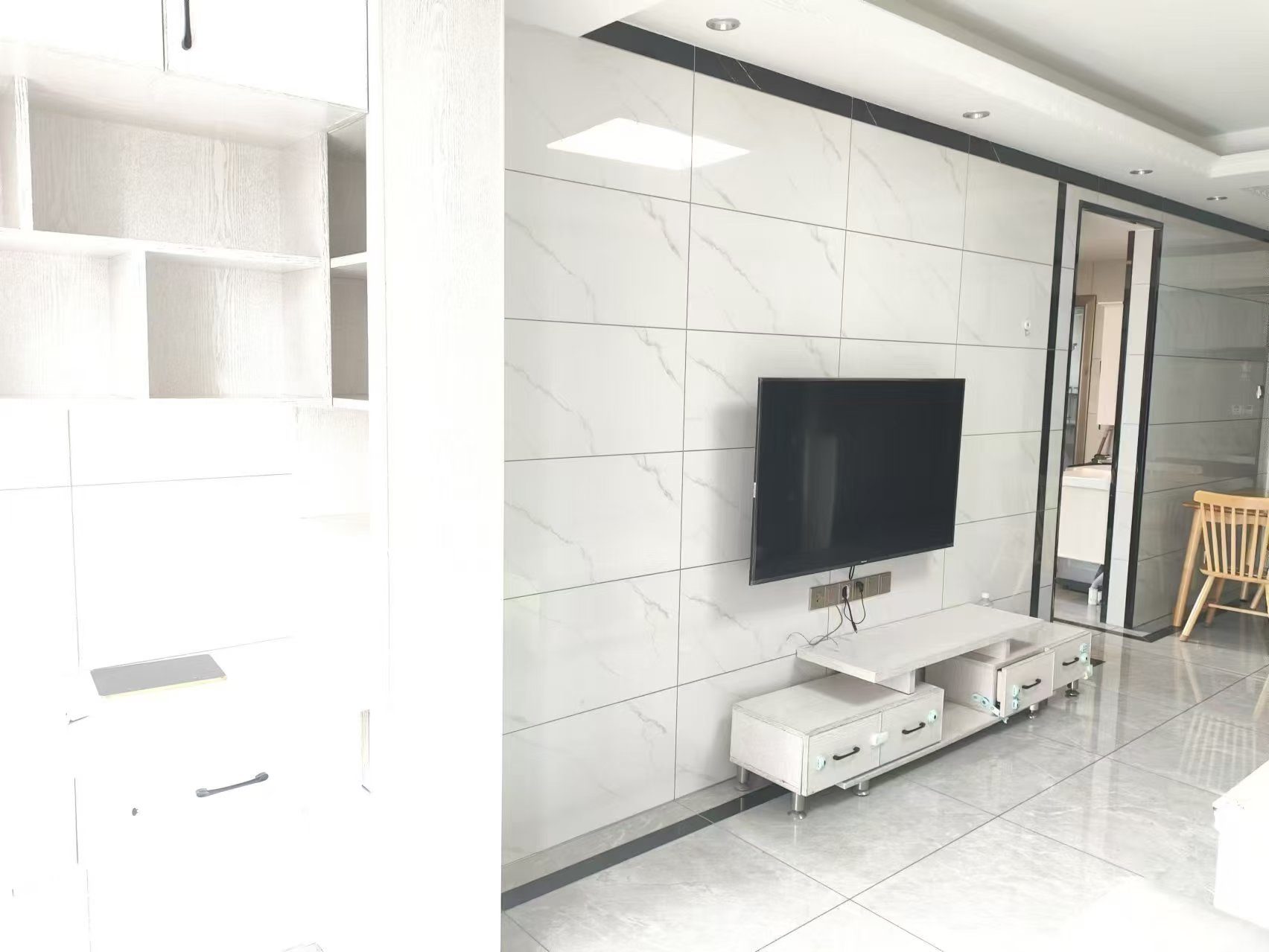 华润置地广场二期 3室2厅2卫 2800.0元/月 华润置地广场二期 3室2厅2卫 2800.0元/月户型图