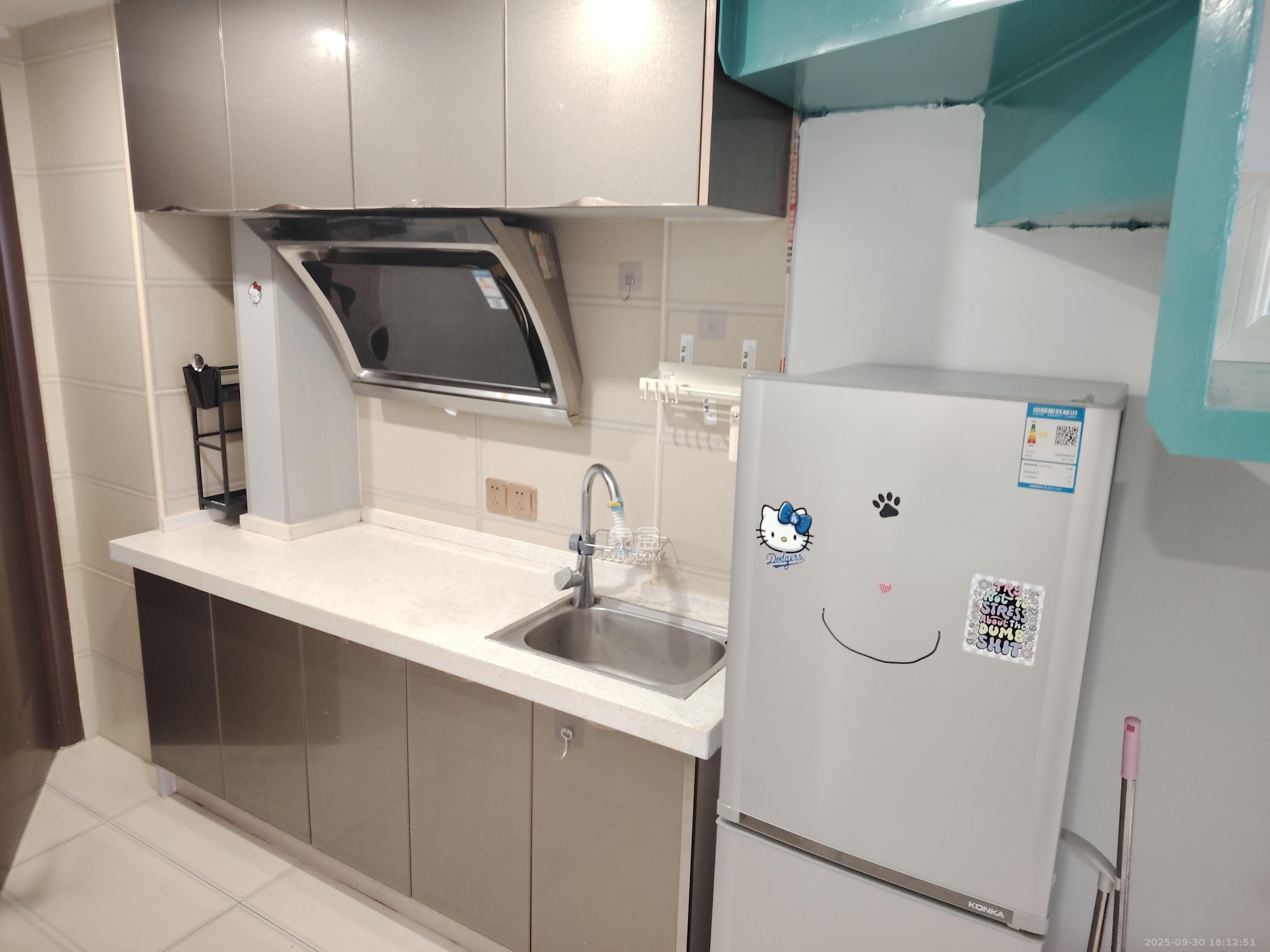 兰亭湾畔 1室1厅1卫 1500.0元/月 兰亭湾畔 1室1厅1卫 1500.0元/月室内图