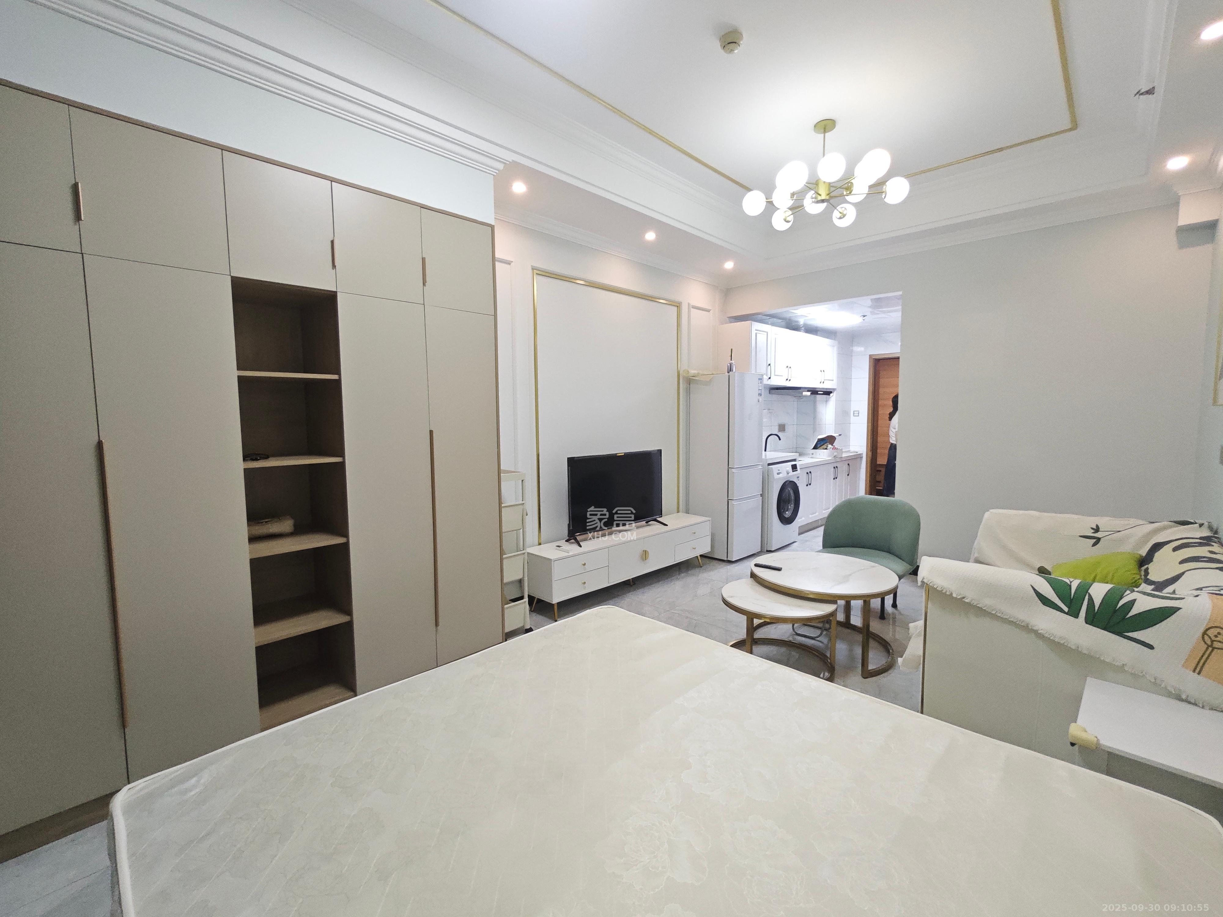 明昇壹城(明昇时代广场)三期 1室1厅1卫 1700.0元/月 明昇壹城(明昇时代广场)三期 1室1厅1卫 1700.0元/月室内图