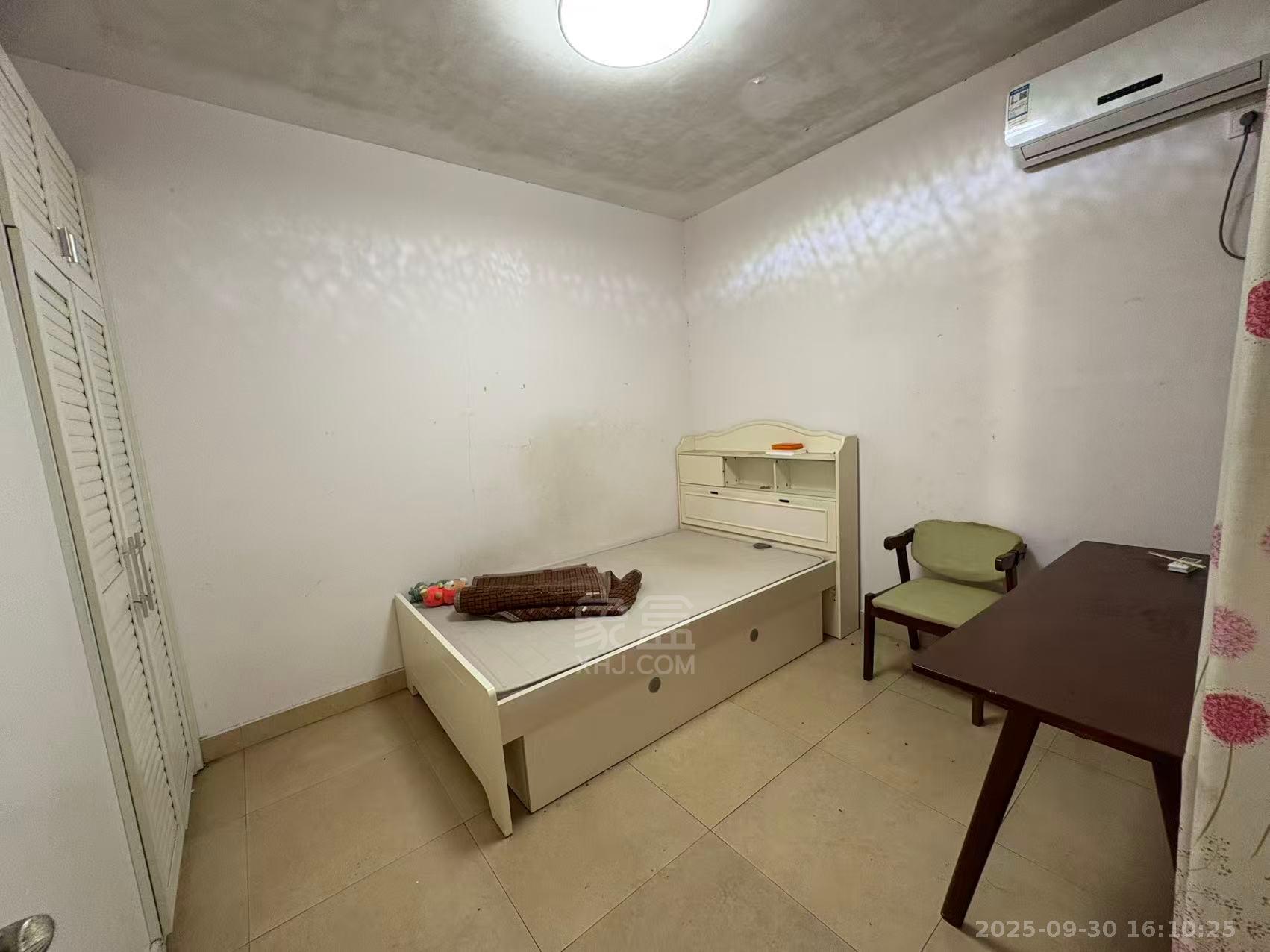 佳兆业金域天下二期 3室2厅1卫 1800.0元/月 佳兆业金域天下二期 3室2厅1卫 1800.0元/月室内图