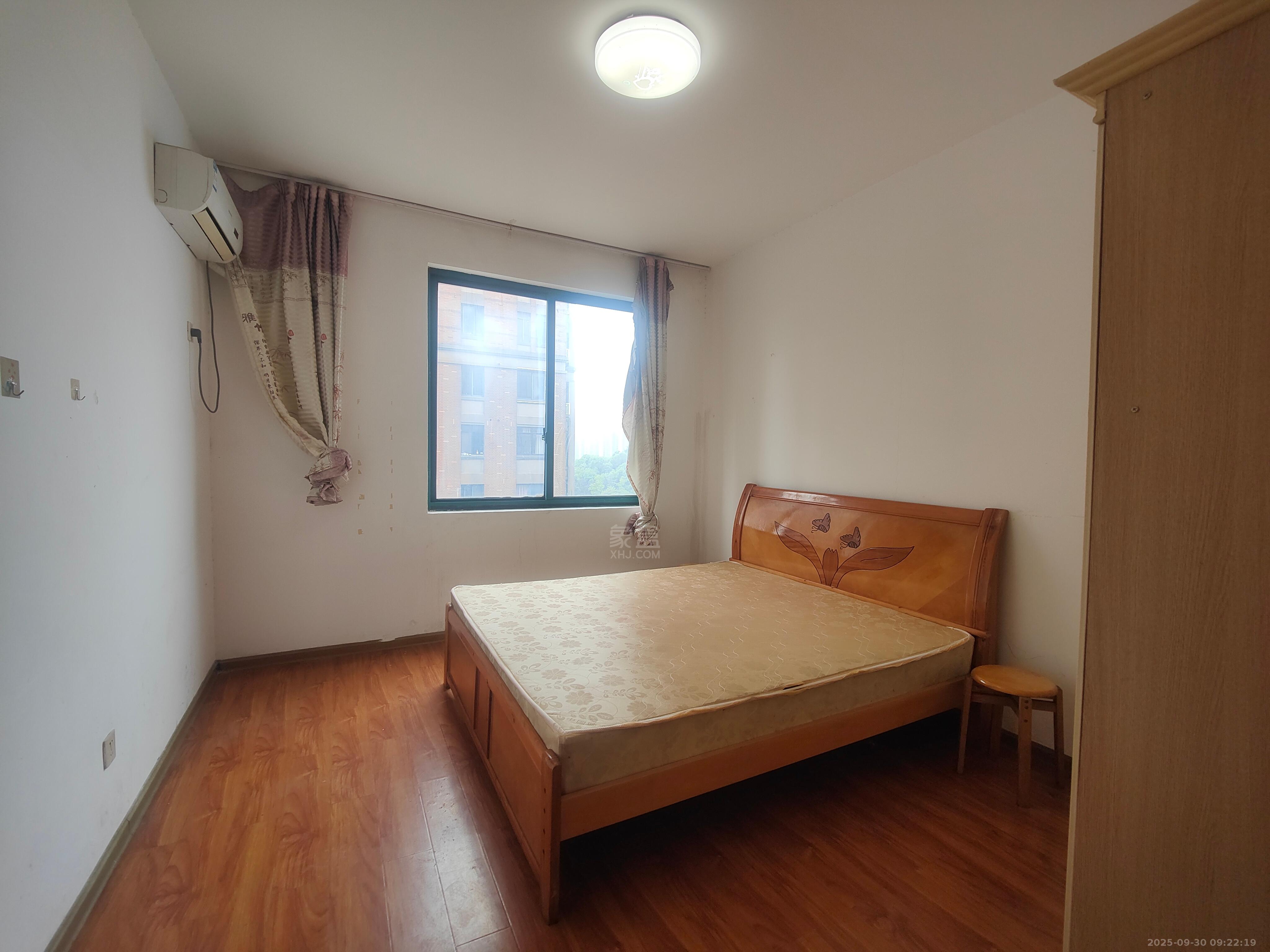 尚格名城花好悦园4期 2室2厅1卫 1200.0元/月 尚格名城花好悦园4期 2室2厅1卫 1200.0元/月室内图