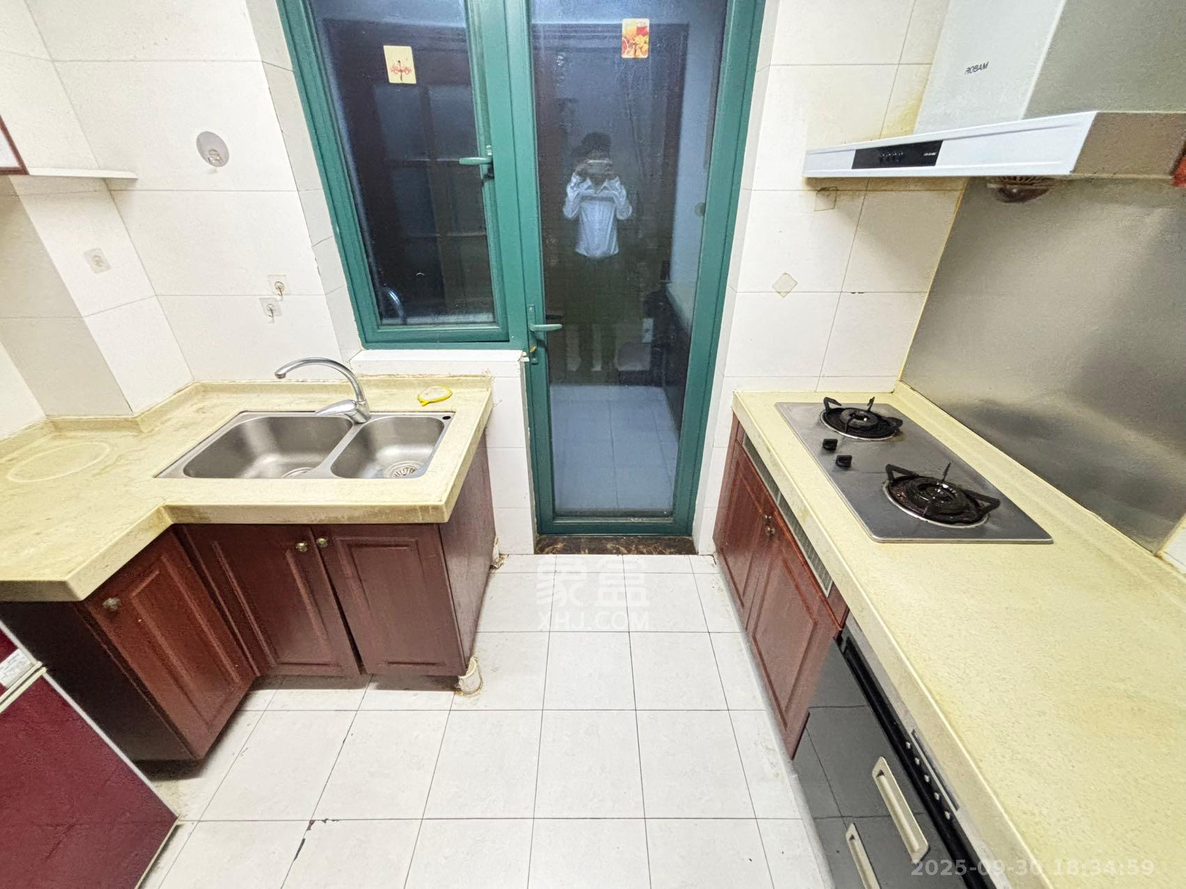 恒大绿洲  3室2厅2卫    2800.0元/月室内图